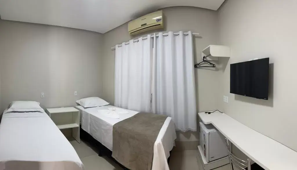 Large Twin Room in Grande Hotel Large Twin Room in Grande Hotel