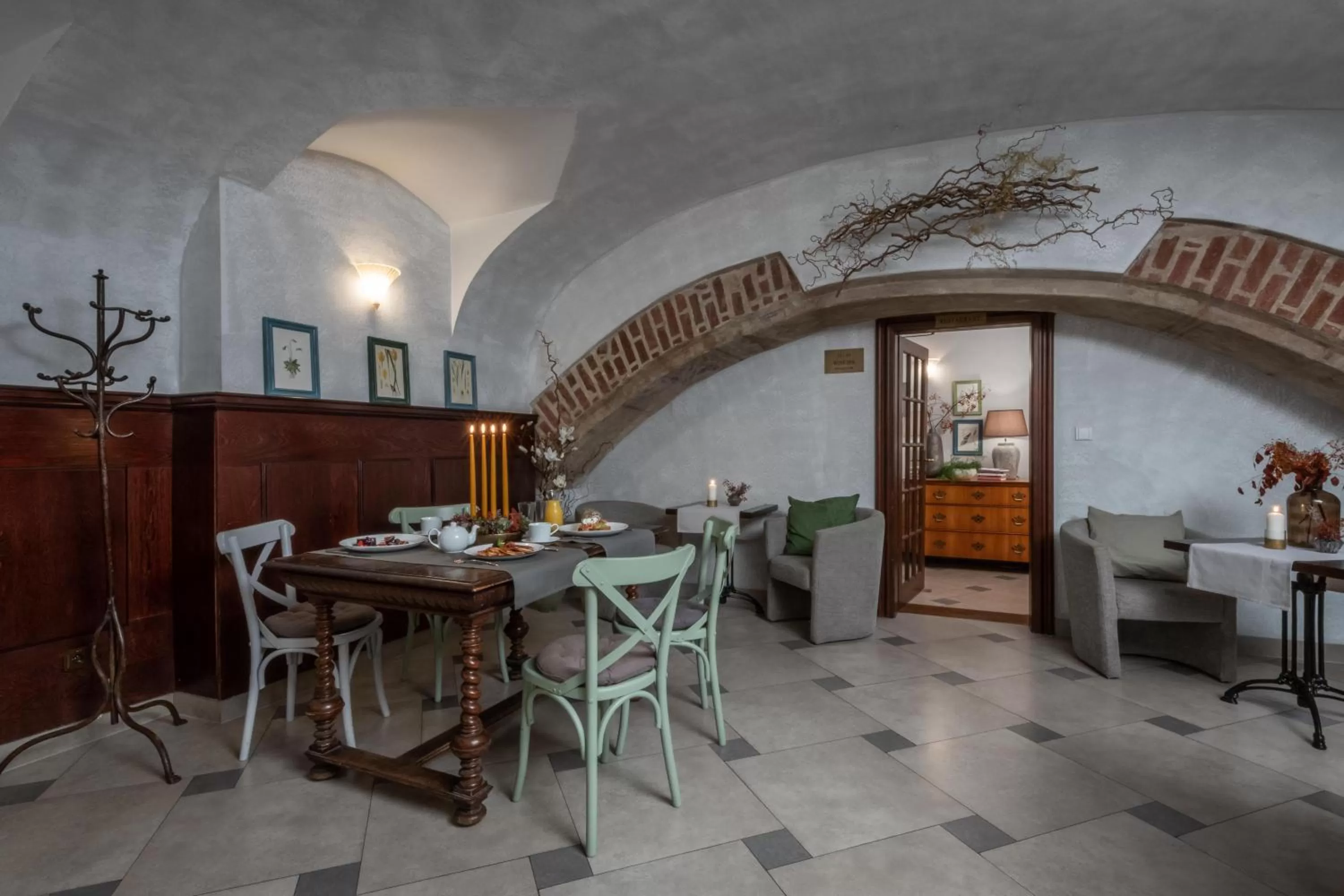 Restaurant/places to eat in Monastery Garden Prague