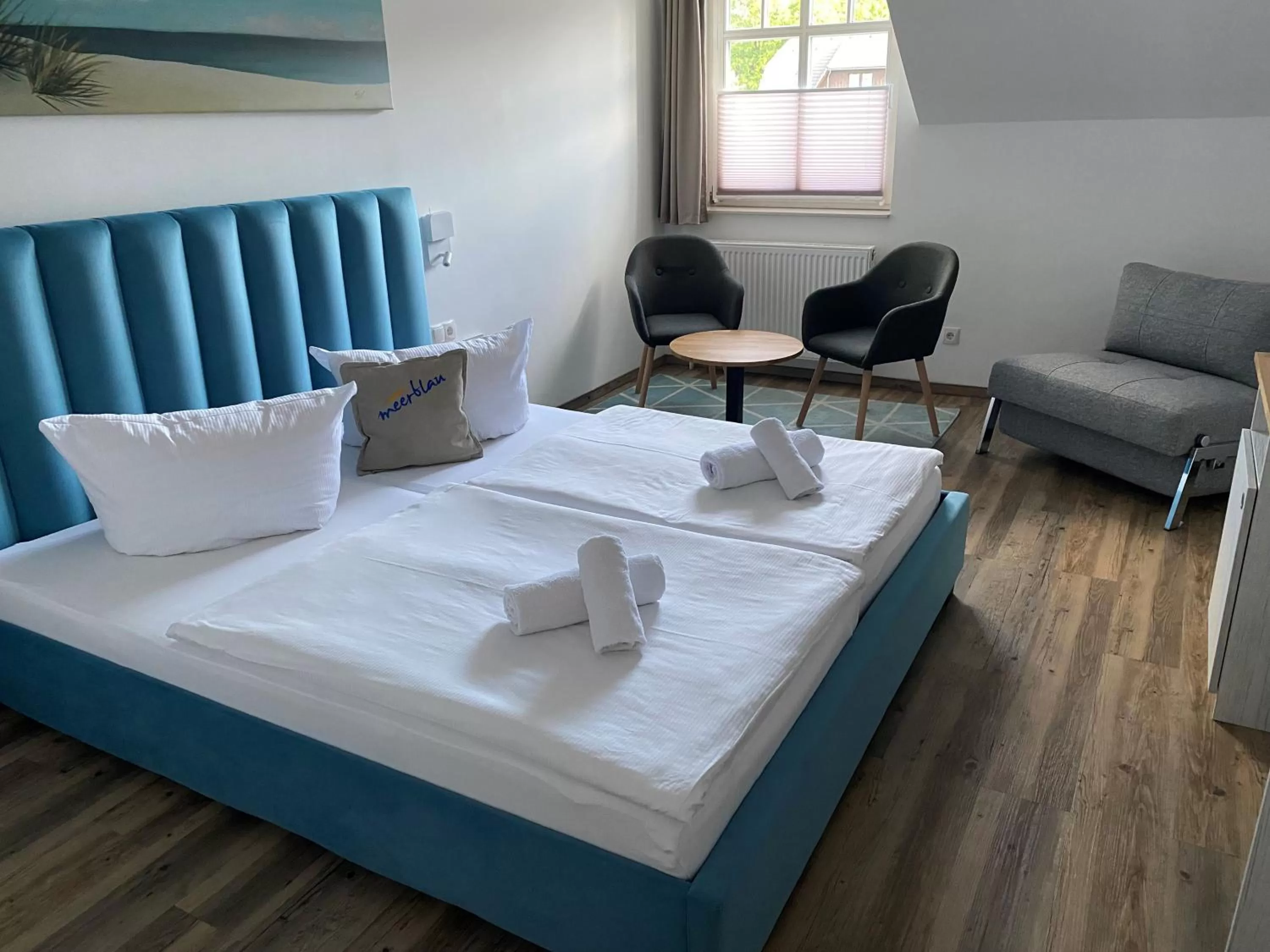 Photo of the whole room, Bed in Hotel meerblau