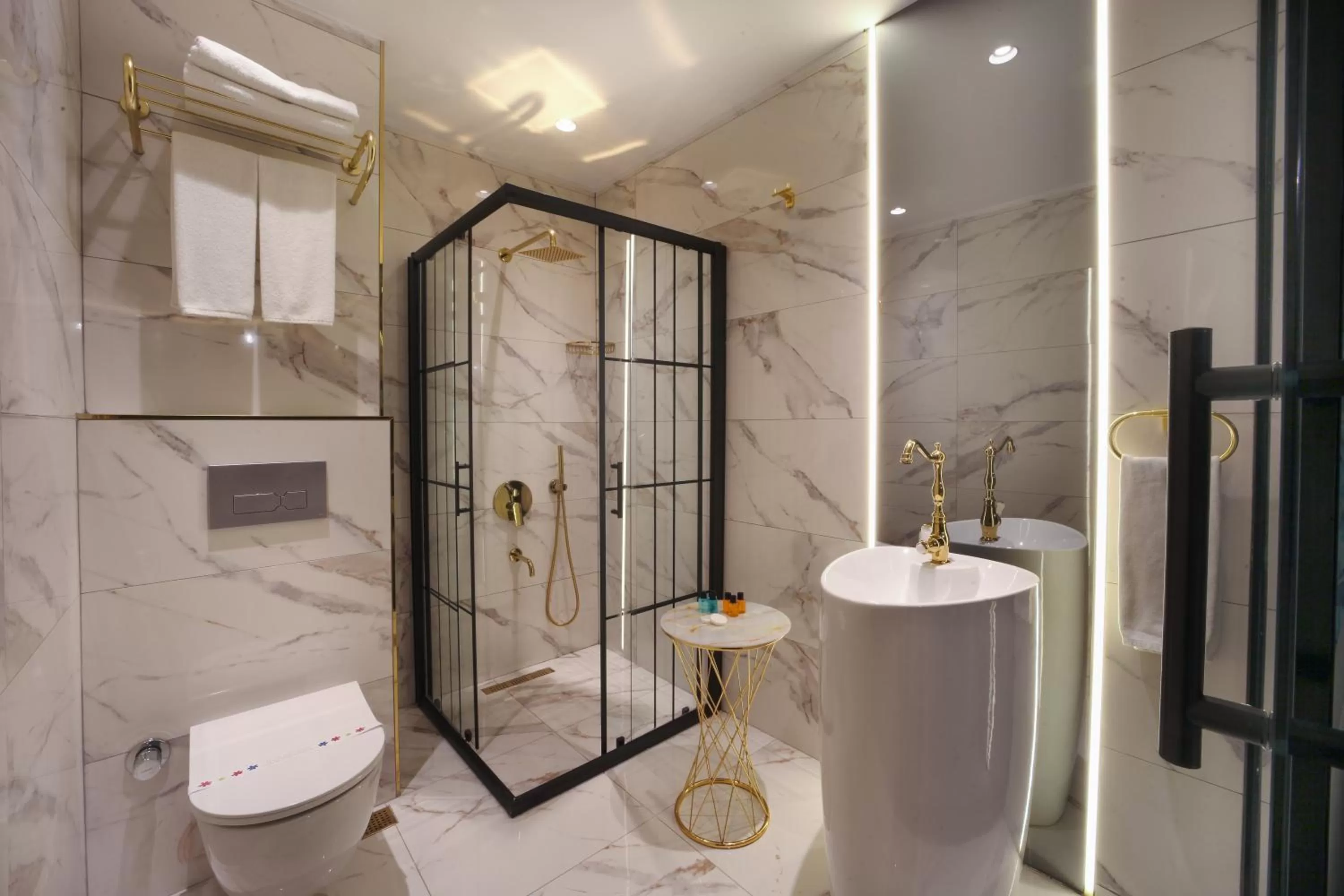 Bathroom in Harbiye Residence