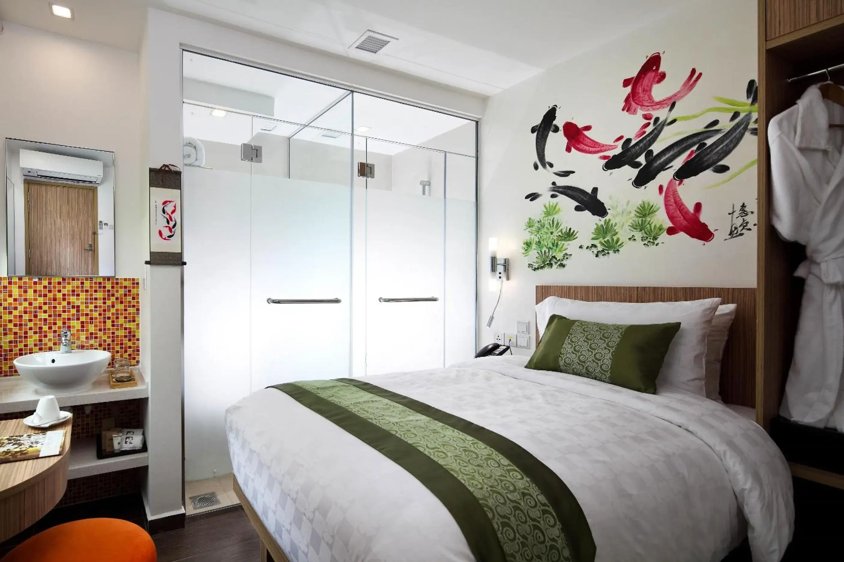 Studio Single Room in Hotel Clover The Arts Studio Single Room in Hotel Clover The Arts