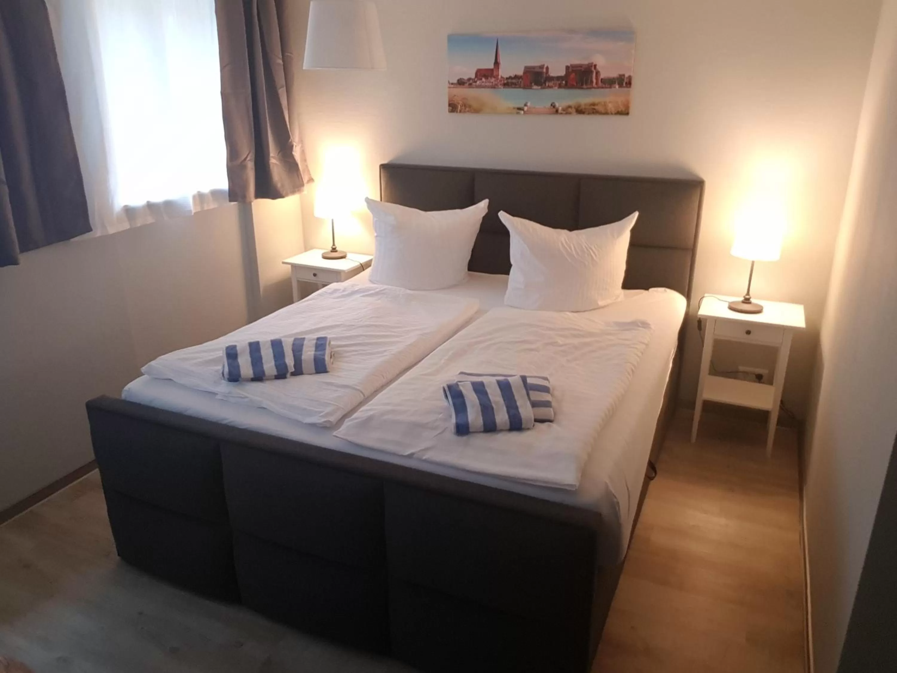 Bed in Appartement-Hotel Rostock