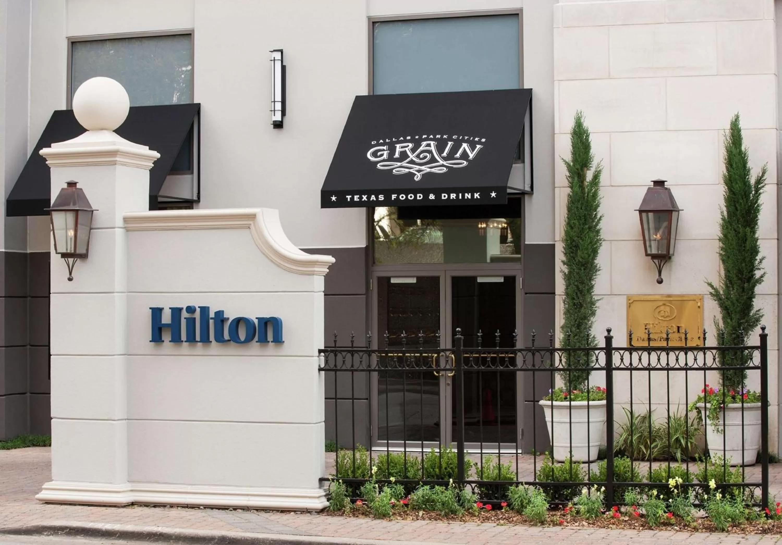 Restaurant/places to eat in Hilton Dallas-Park Cities