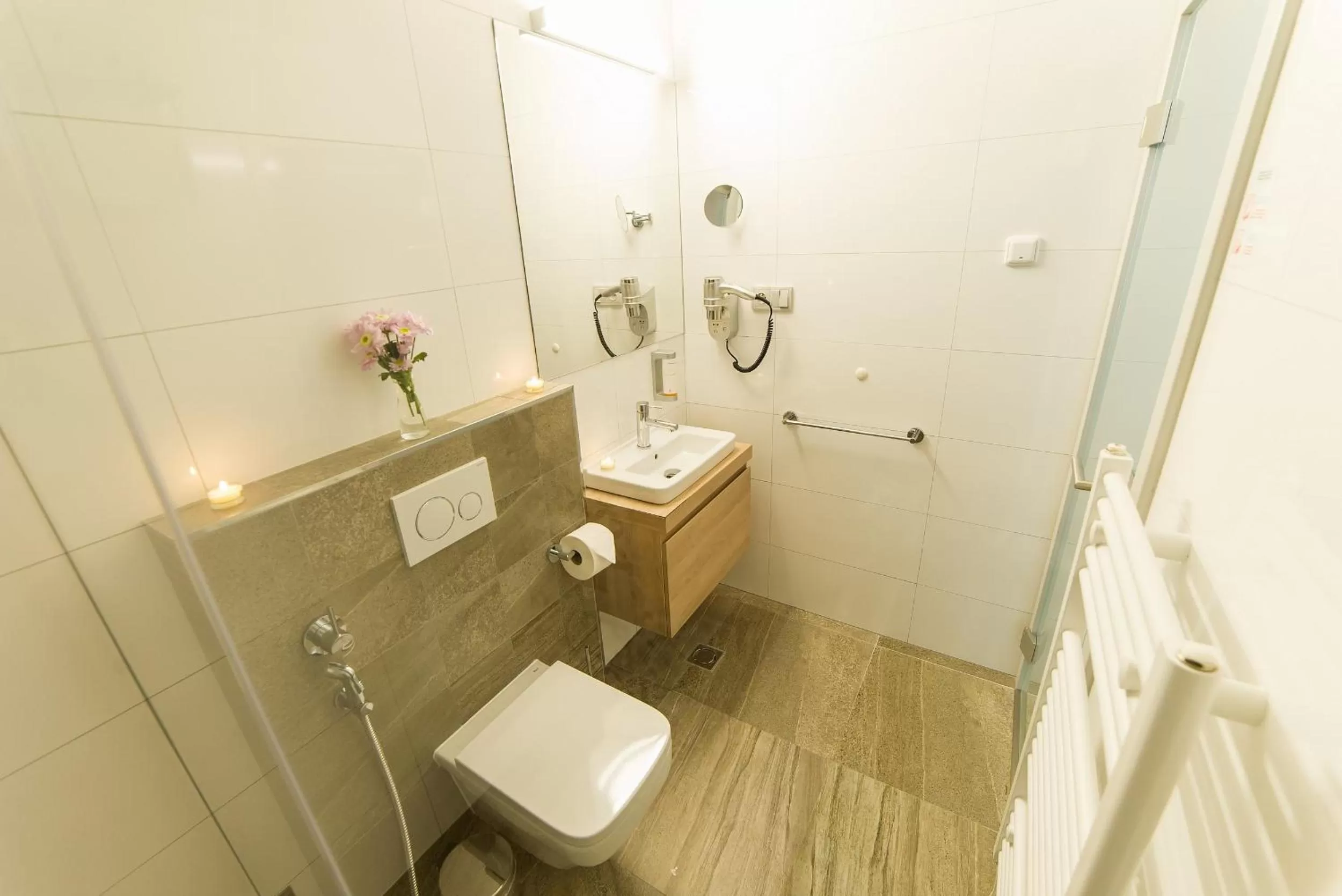 Garni hotel Castle Bridge