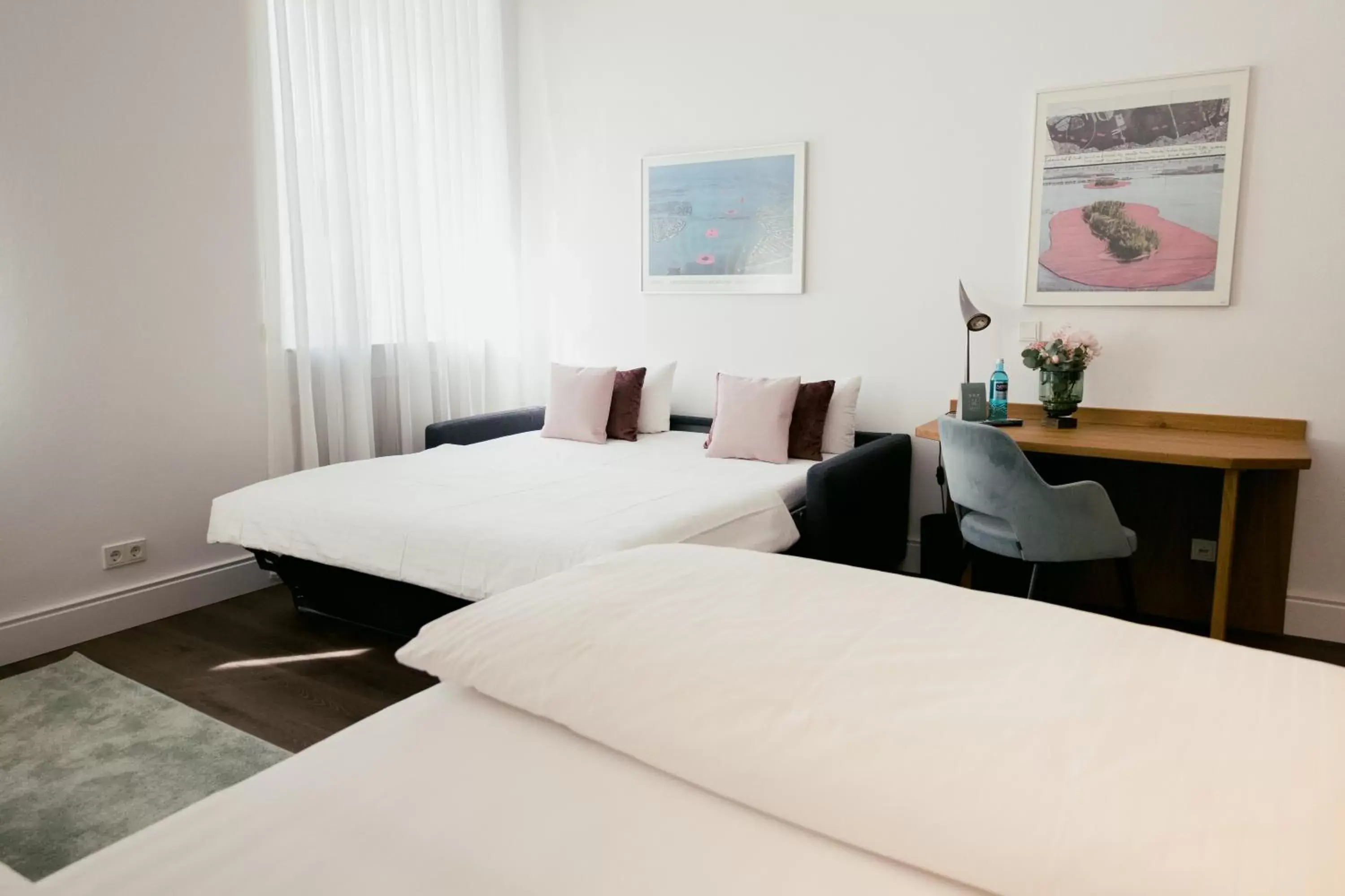 Family Room - single occupancy in DOM Hotel LIMBURG Family Room - single occupancy in DOM Hotel LIMBURG