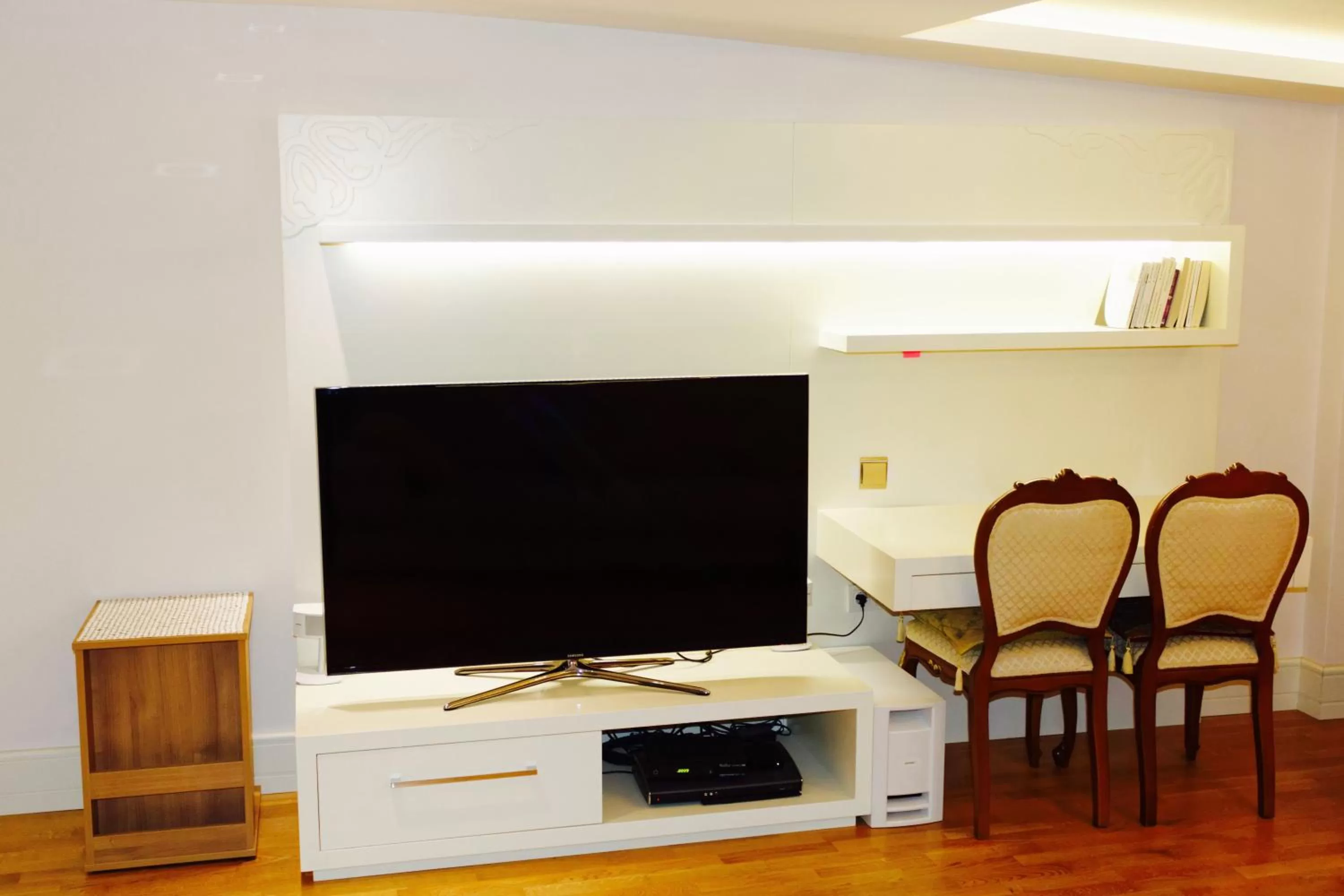 TV and multimedia in Ada Hotel Istanbul
