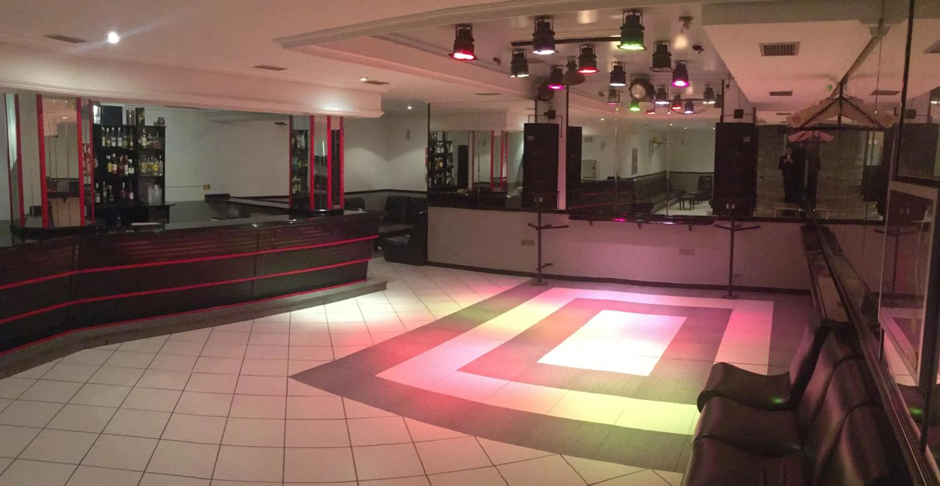 Banquet/Function facilities in Hotel El Emigrante