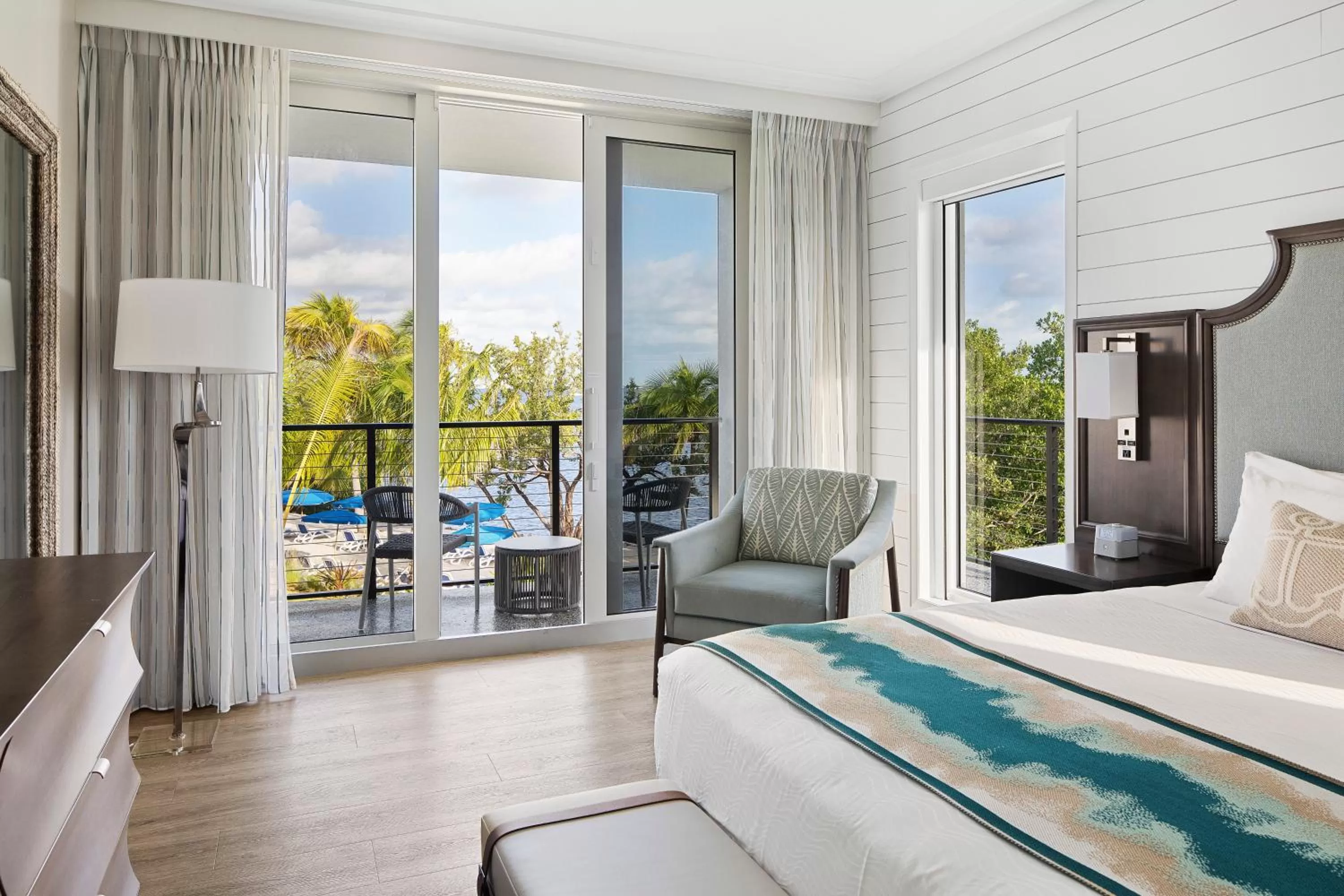 Sea view, Bed in The Capitana Key West