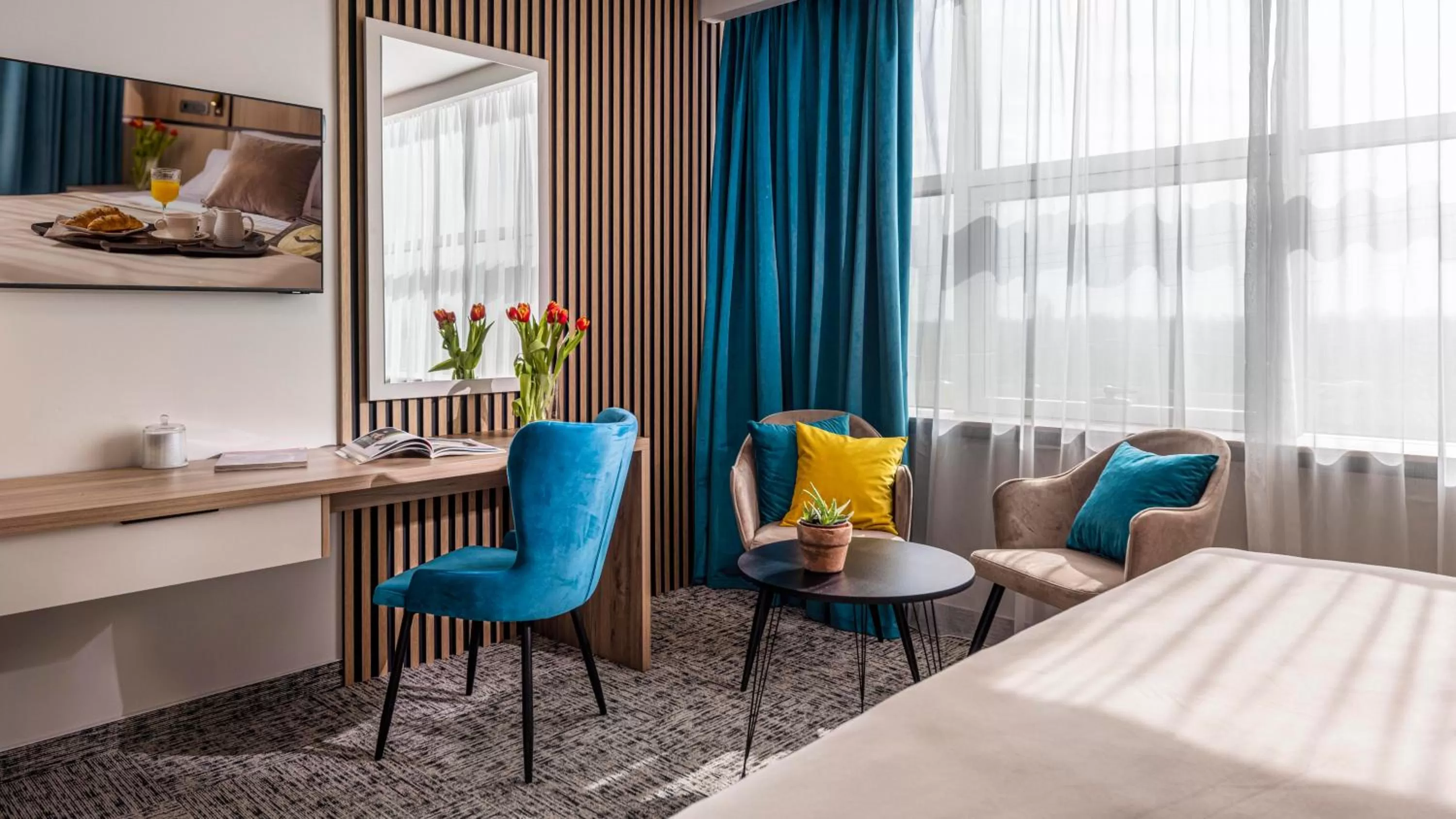 Seating area, Bed in Grand Hotel Zagreb