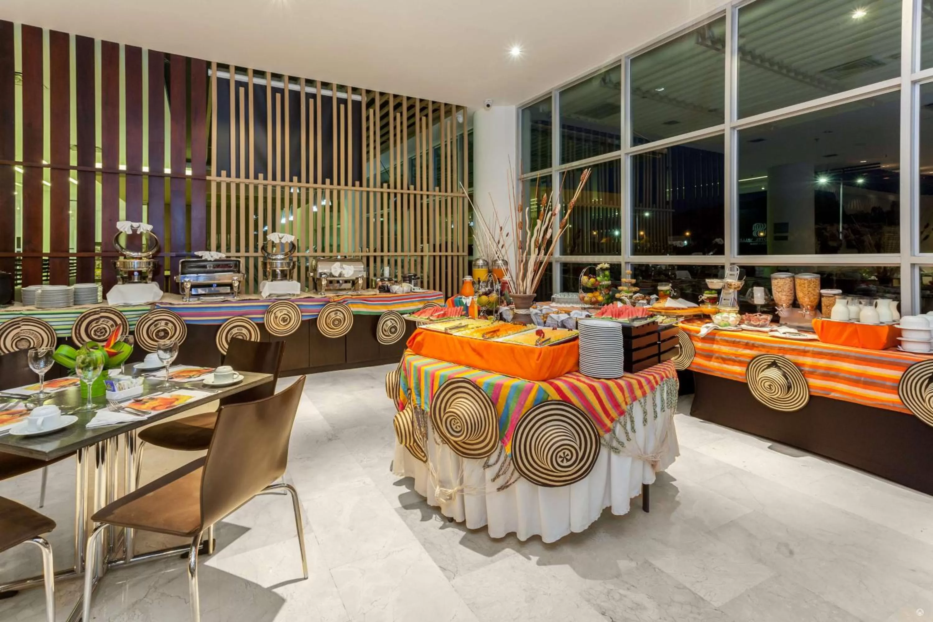 Restaurant/places to eat in Sonesta Valledupar