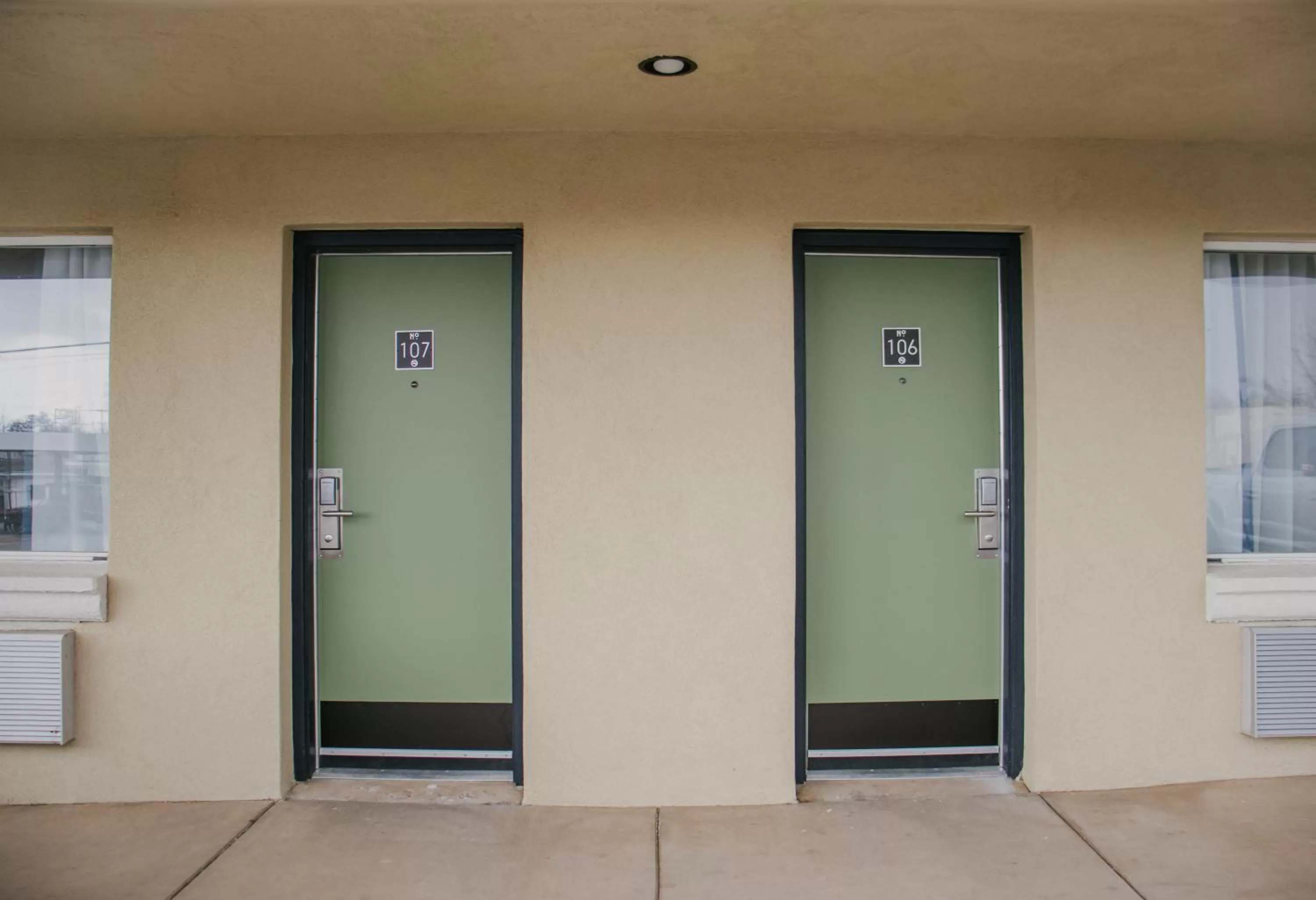 Property building in Bears Ears Inn