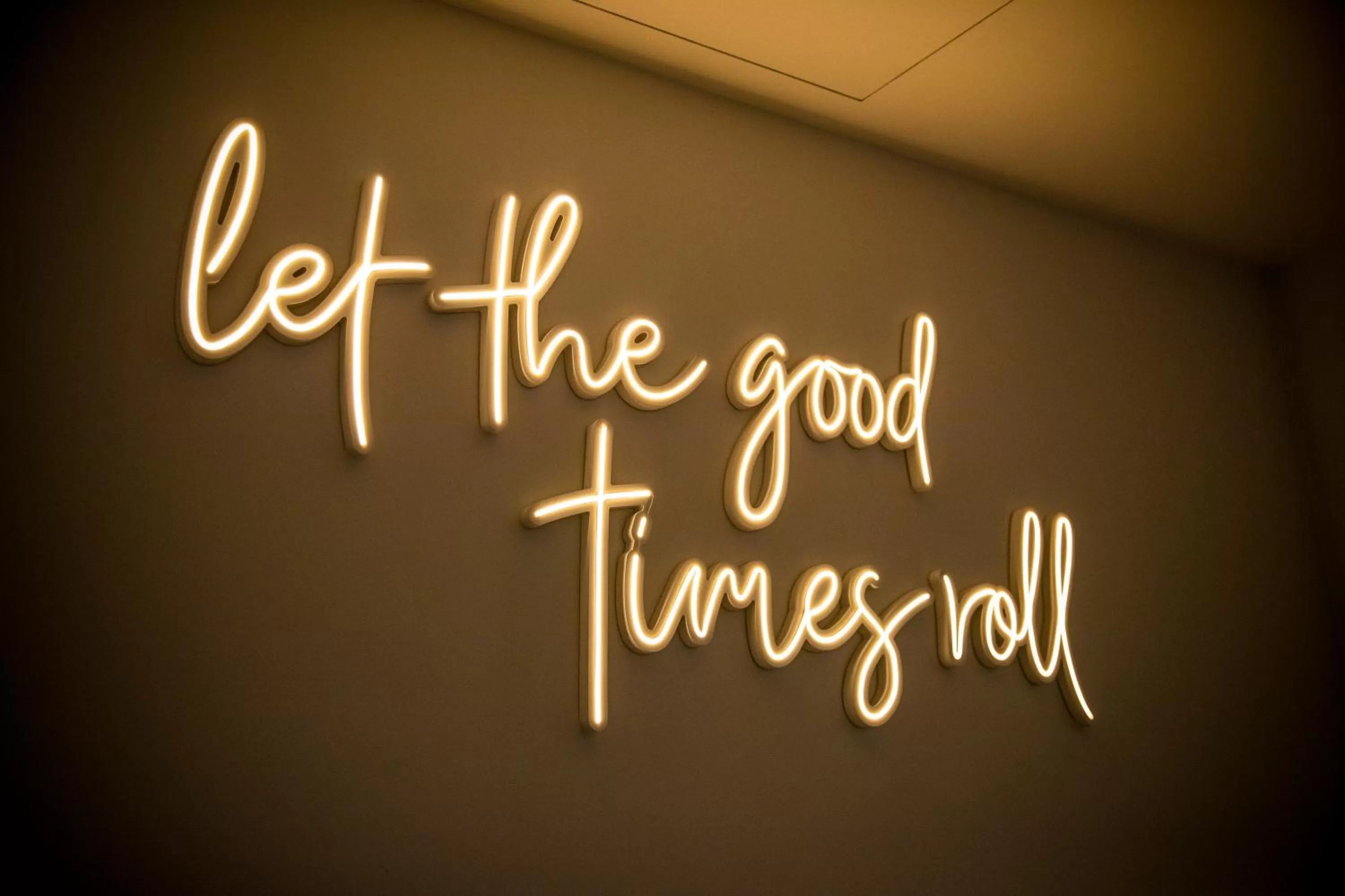 Decorative detail in Nightcap at Hotel Victor