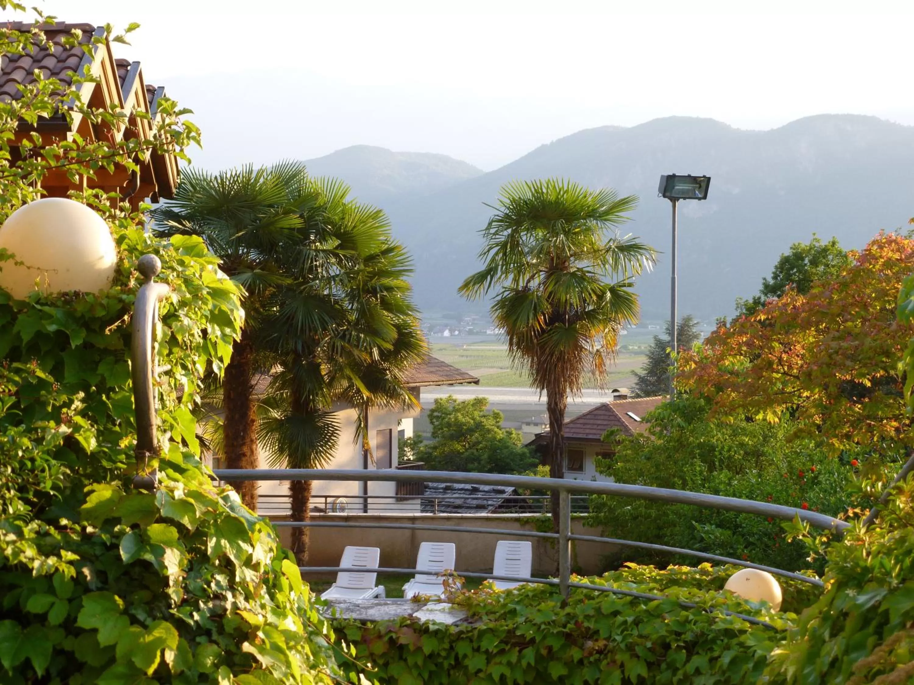 Garden view in Gartenresidence Stephanie by Hotel Rotwand