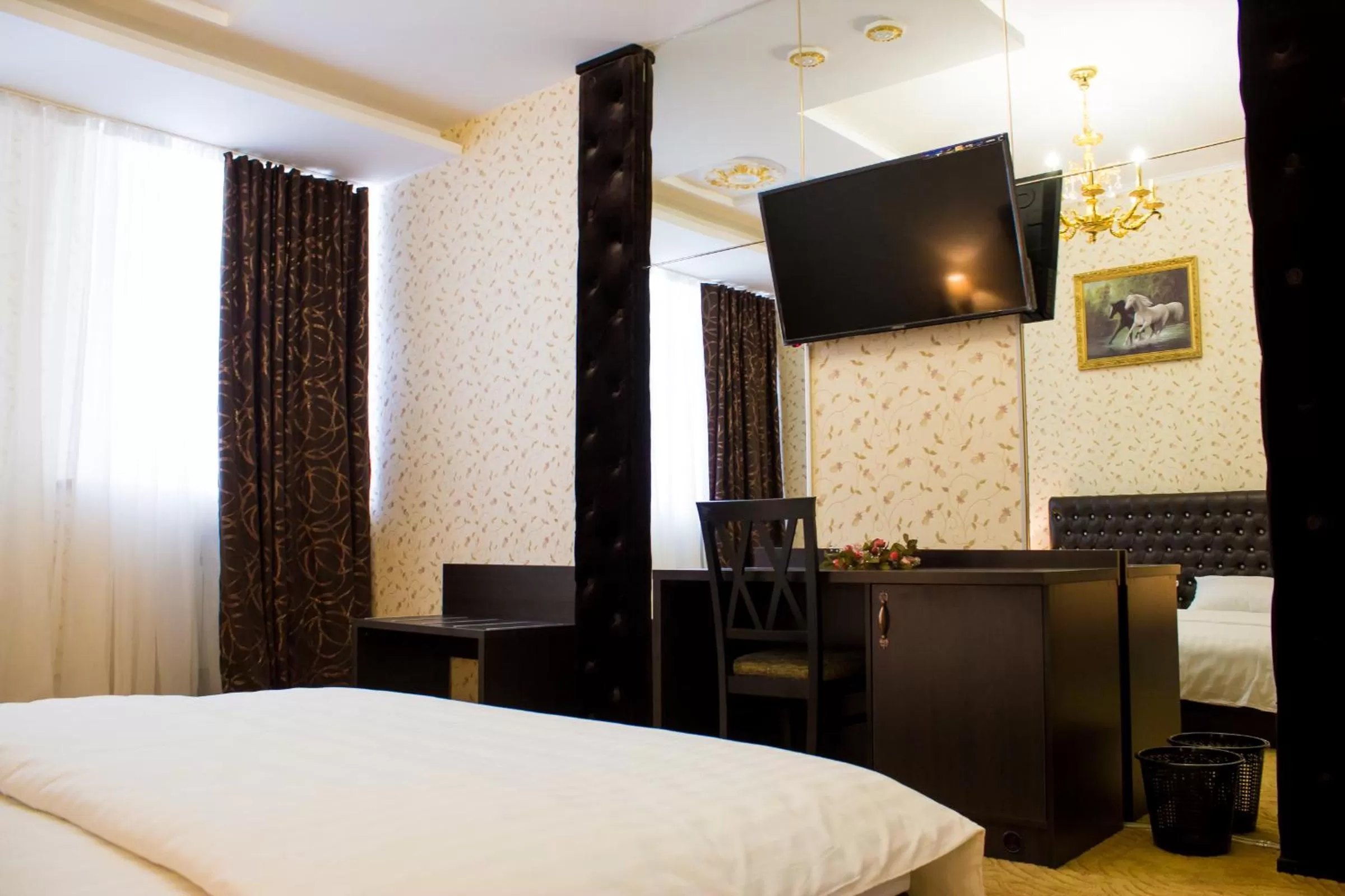 Photo of the whole room, Bed in Alir