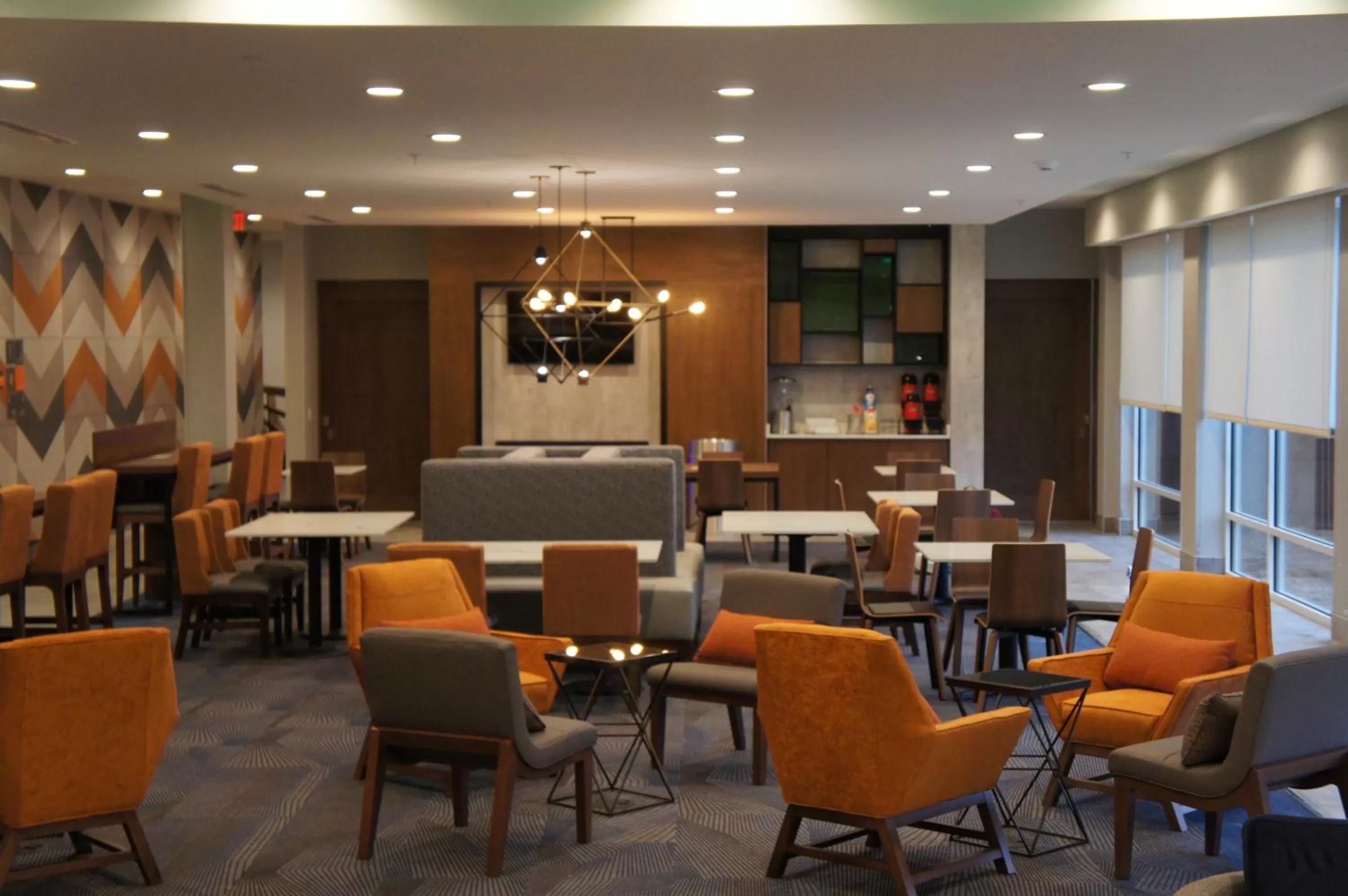Restaurant/places to eat in La Quinta Inn & Suites by Wyndham Oxford