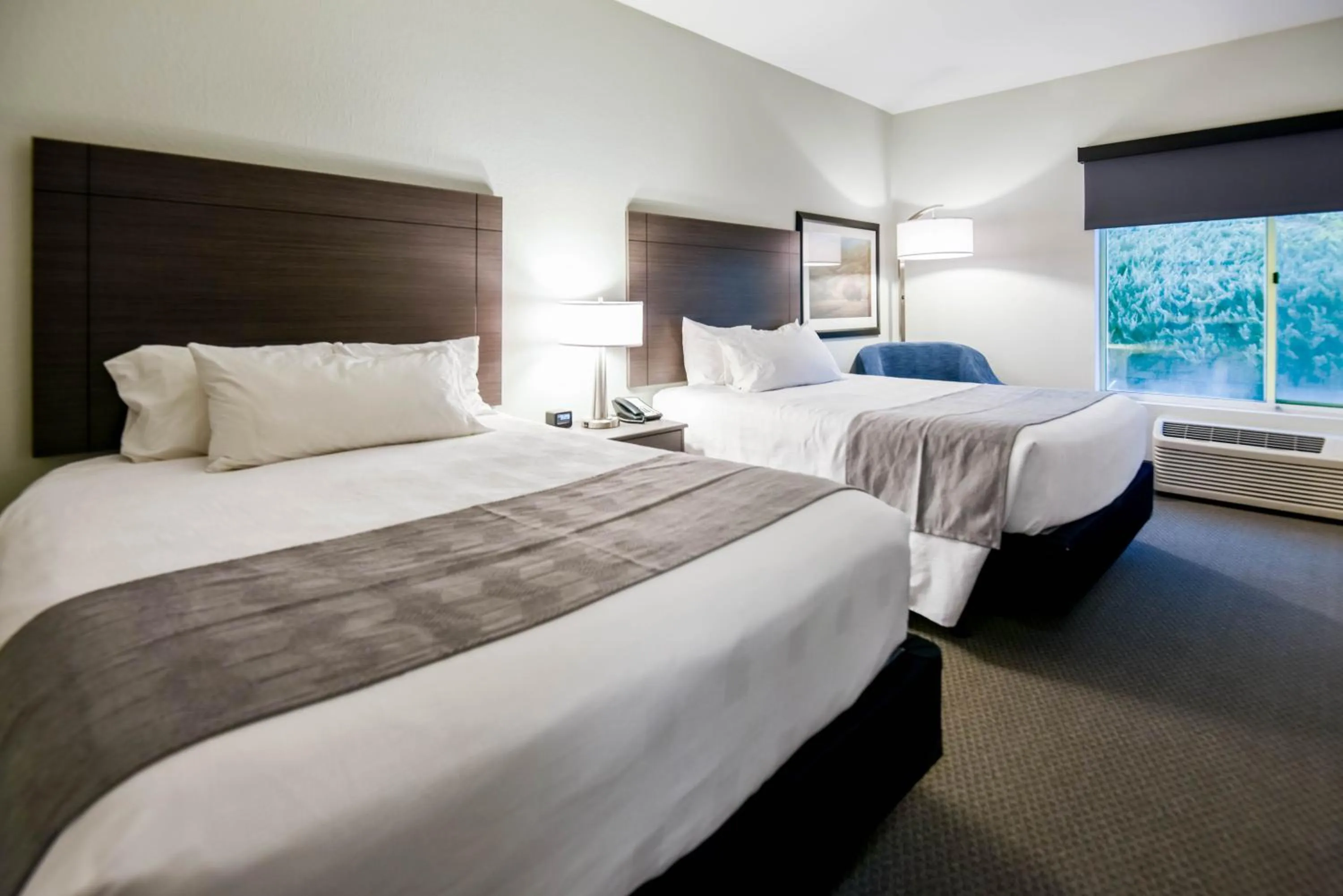 Bed in Shutters Hotel