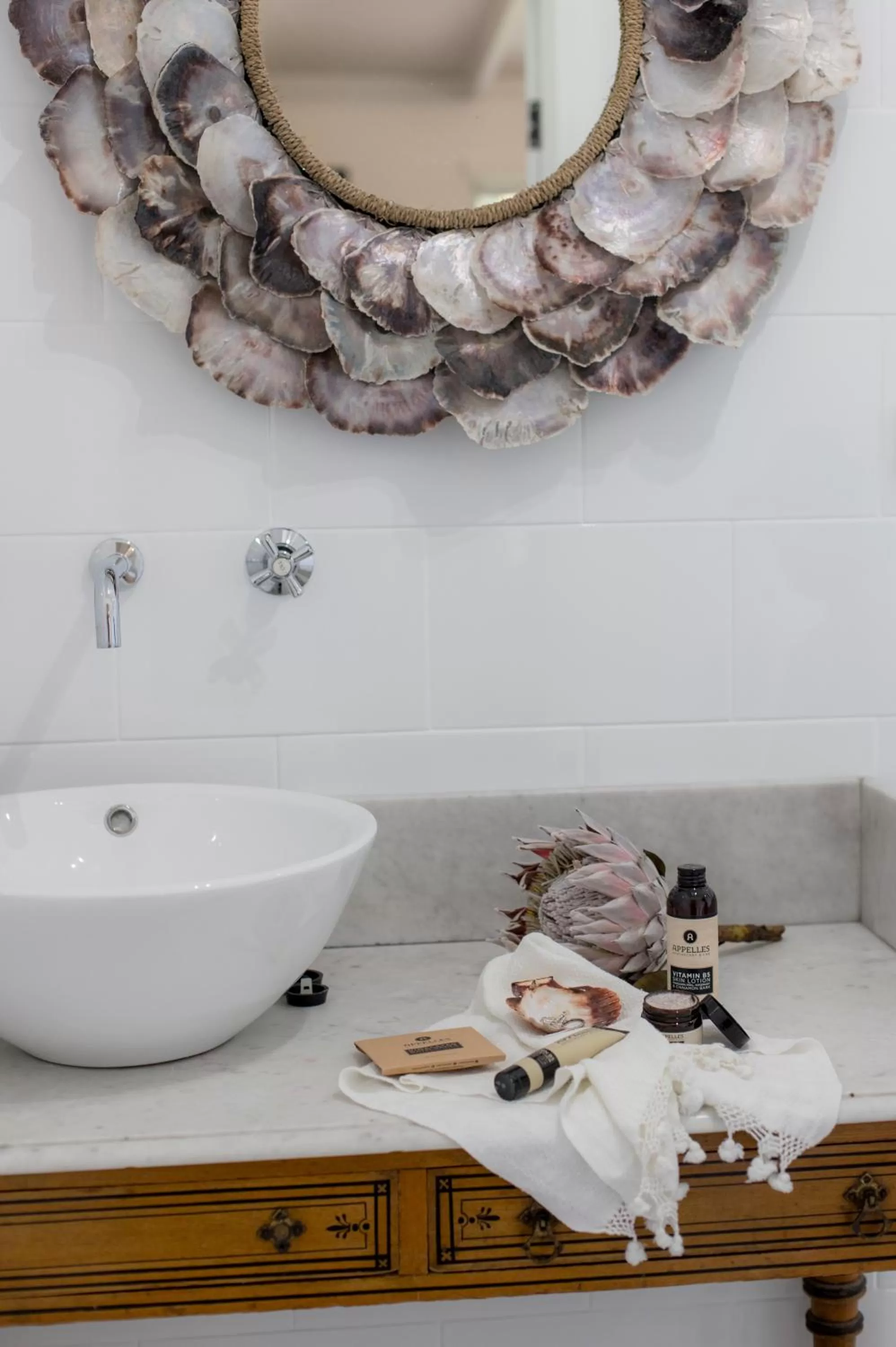 Esperance Chalet Village