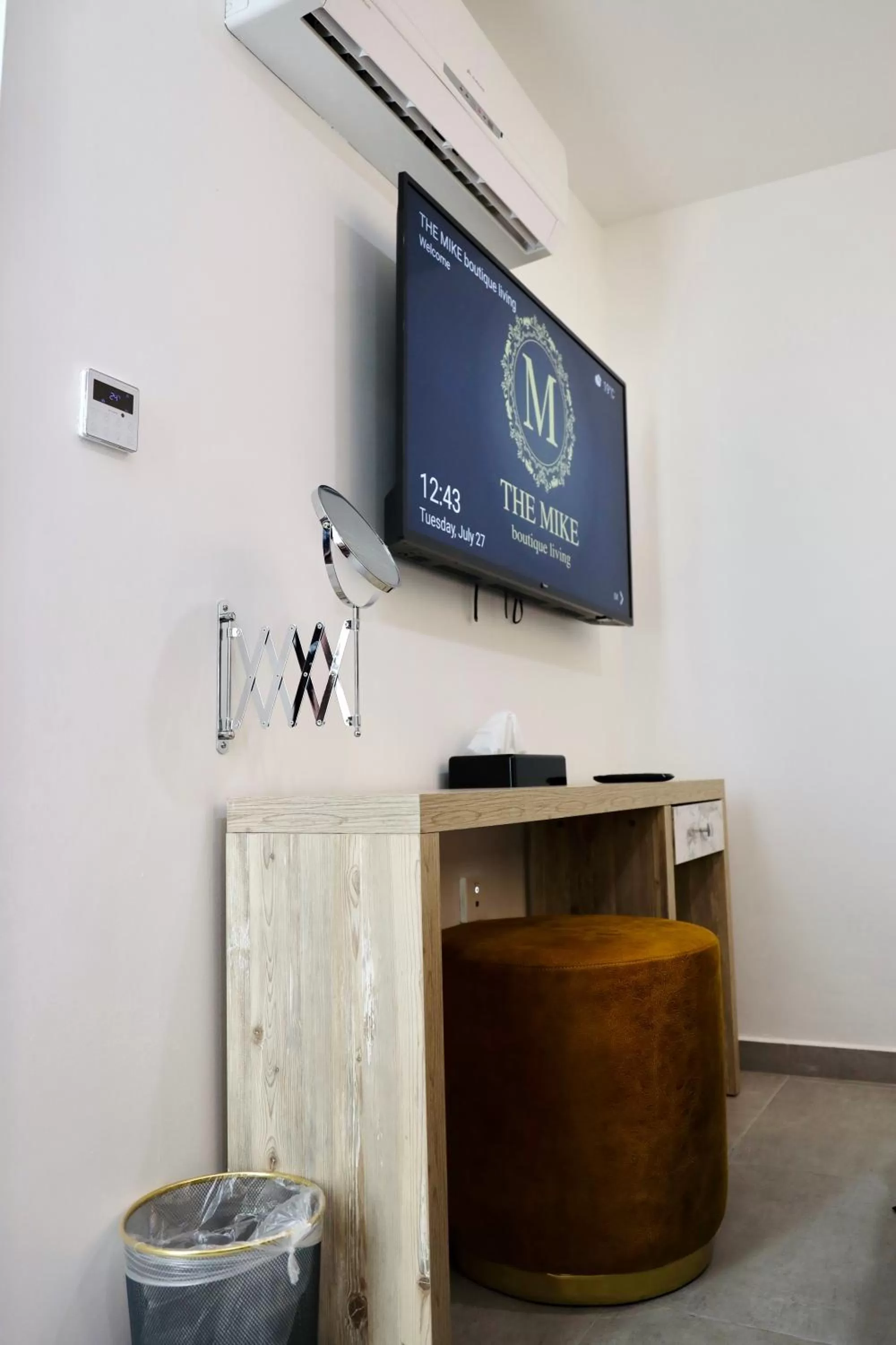 TV and multimedia in The Mike Hotel by CX Collection