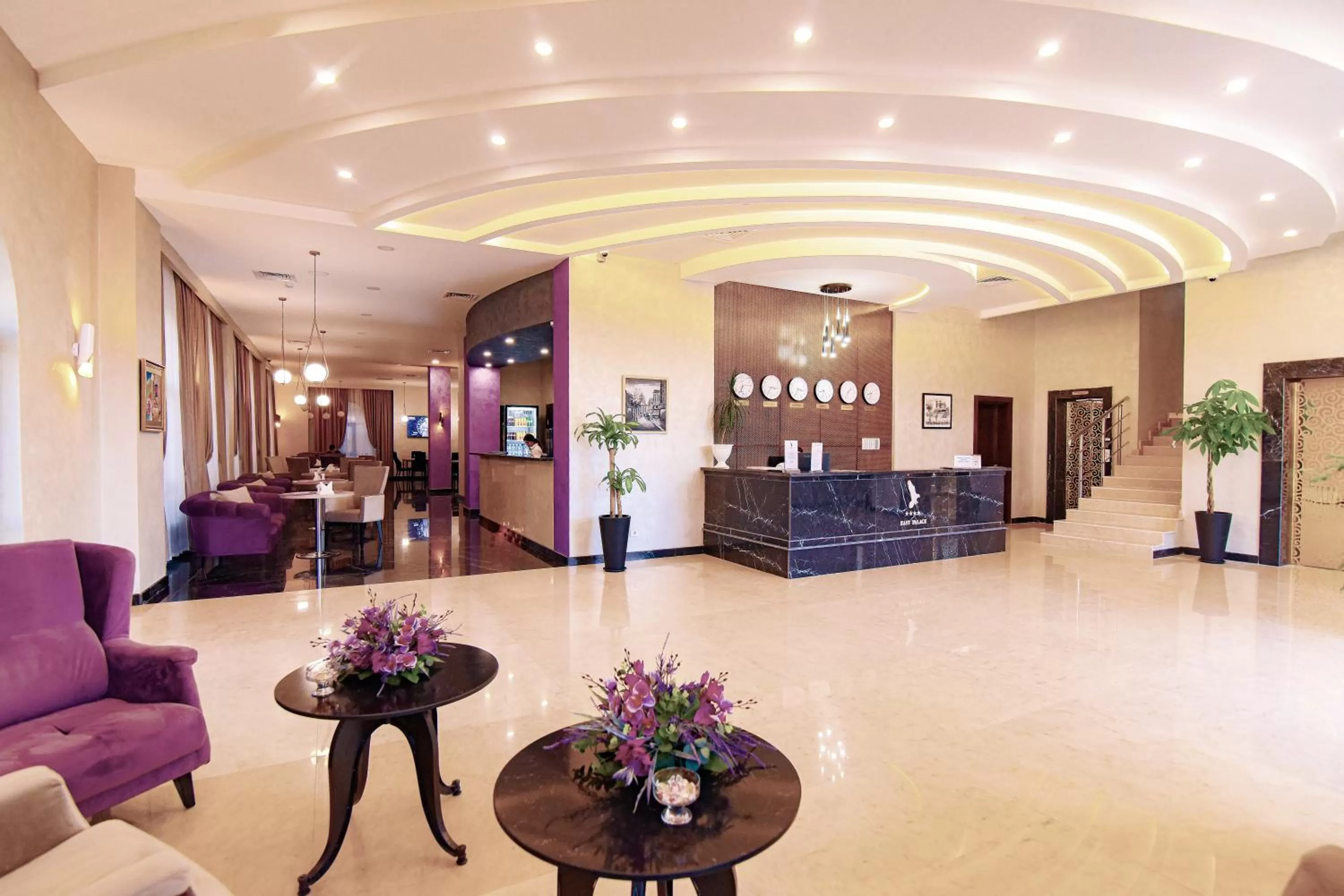 Lobby/Reception in East Palace Hotel