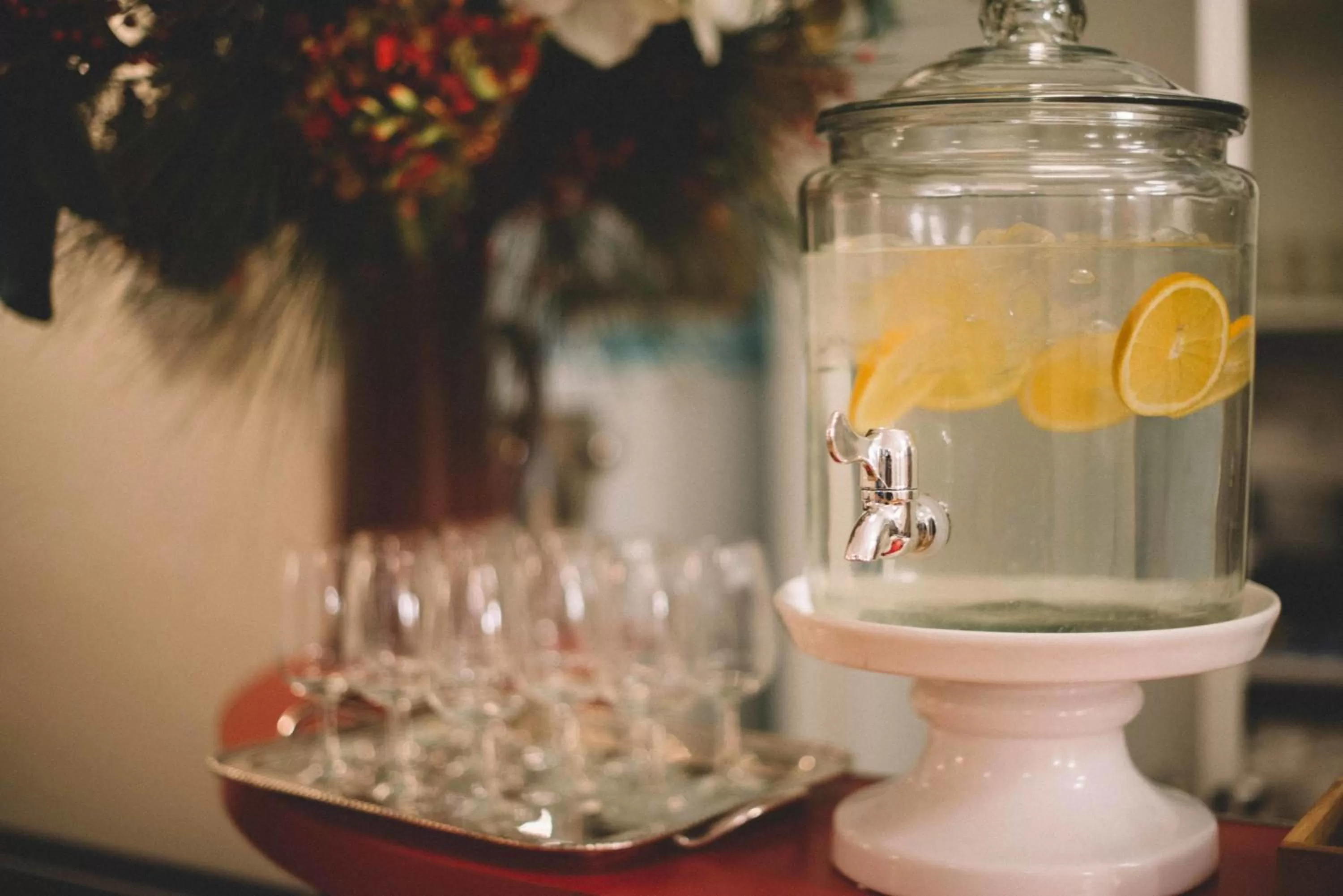 Food and drinks in The Broome