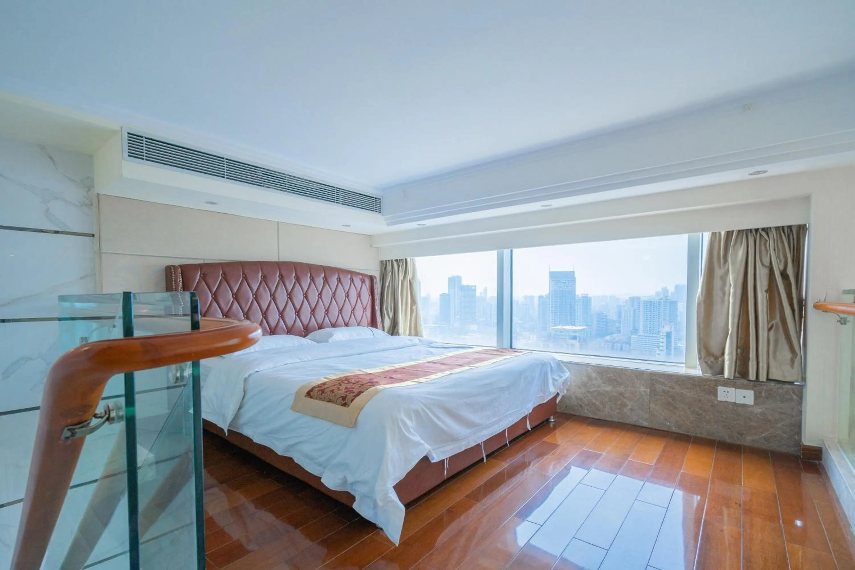 Bed in Guangzhou Hakka Apartment Beijing Road