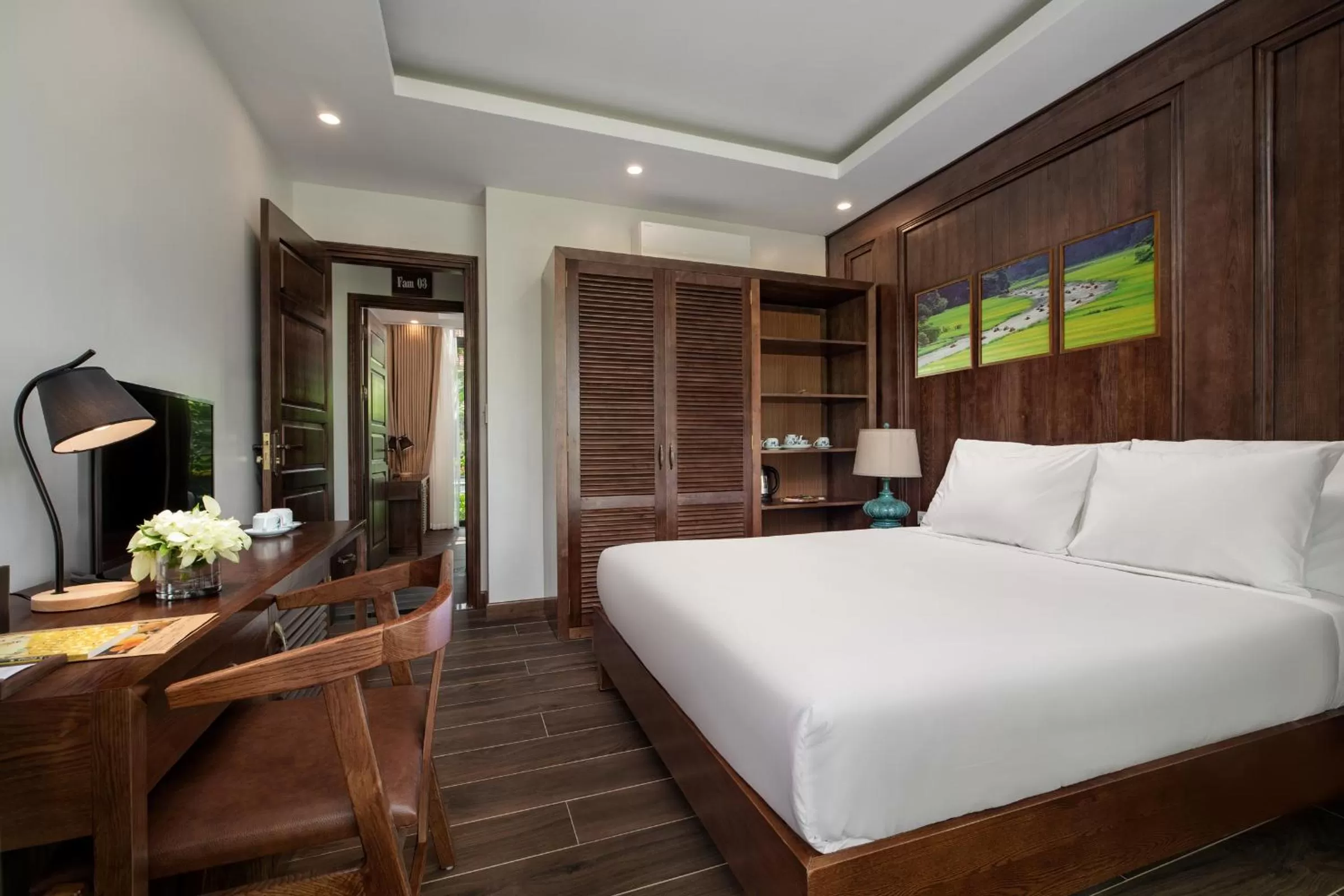 Bedroom, Bed in Bai Dinh Riverside Resort & Spa