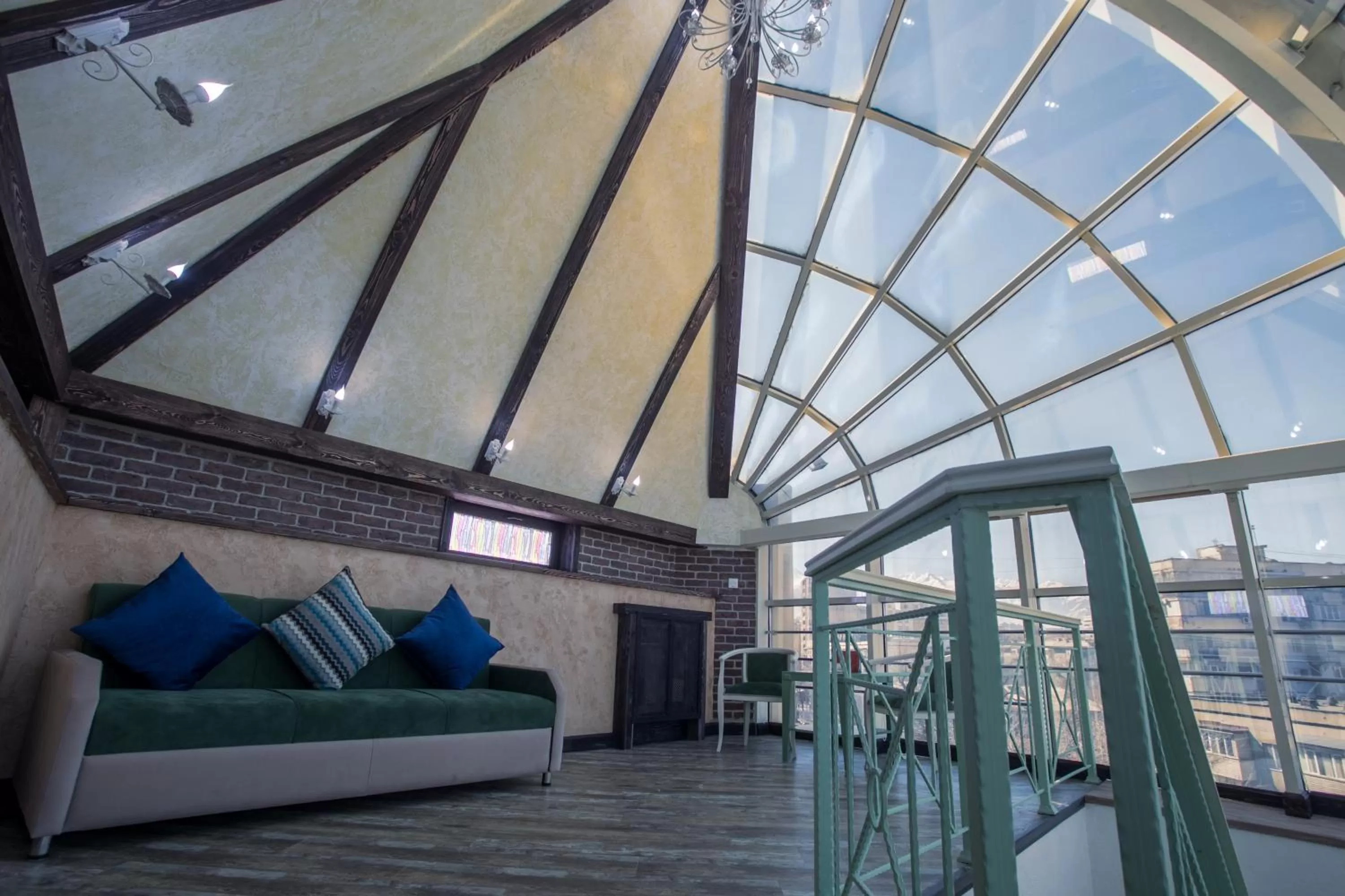 Living room in Grand Sapphire Hotel