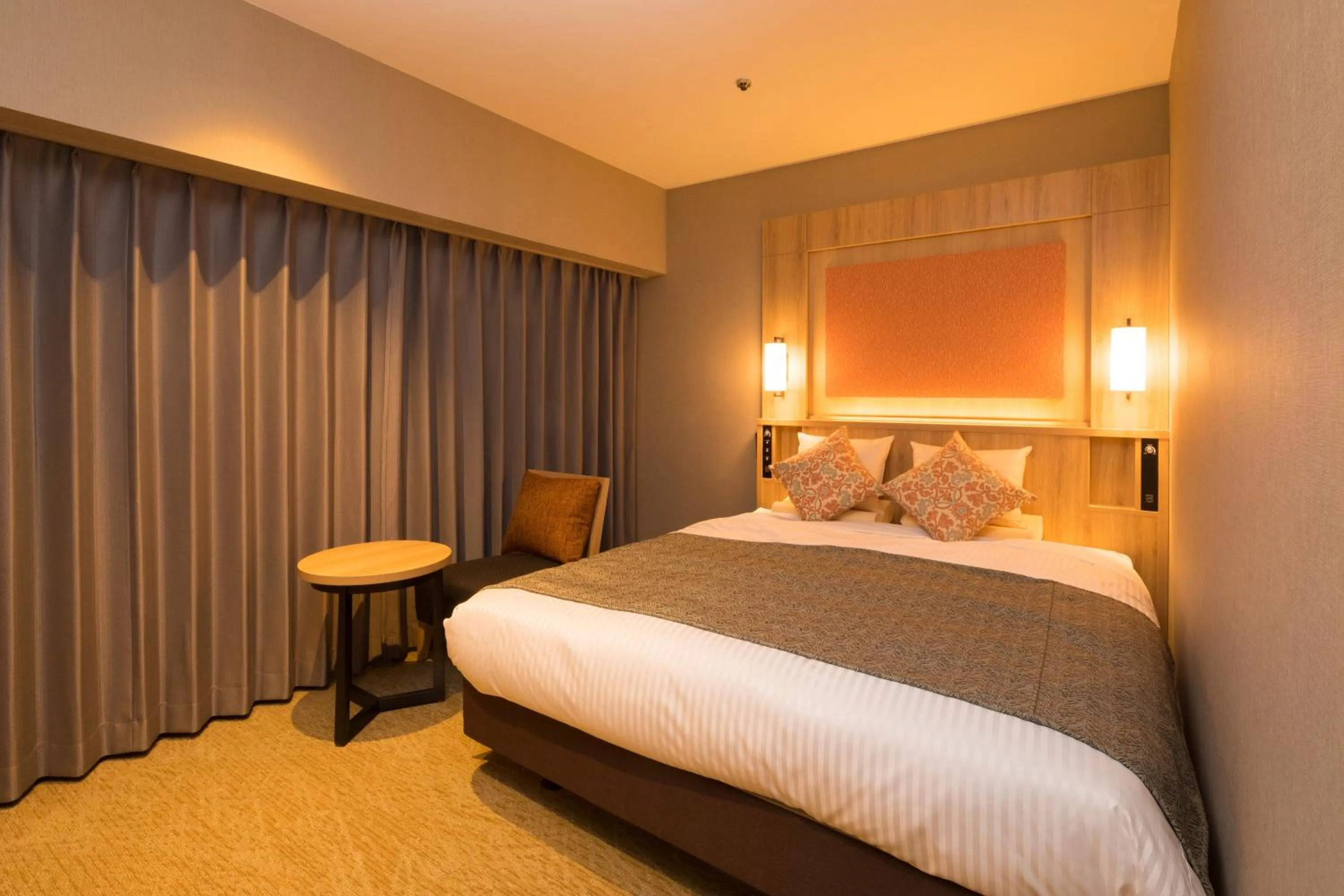 Photo of the whole room, Bed in Hotel Higashinihon Morioka