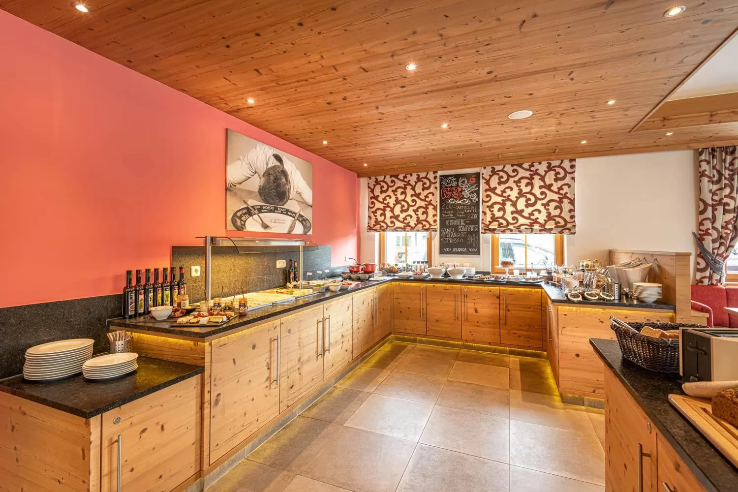 Buffet breakfast in Hotel Garni Melanie