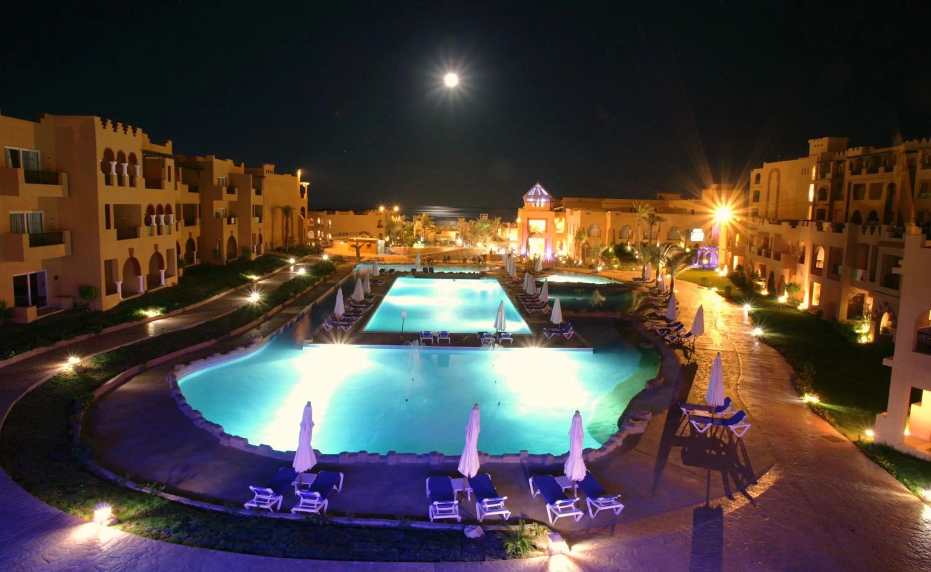 Swimming pool in Rehana Royal Beach Resort - Aquapark & Spa - Family & Couples Only - Premium Ultra All-Inclusive 24H