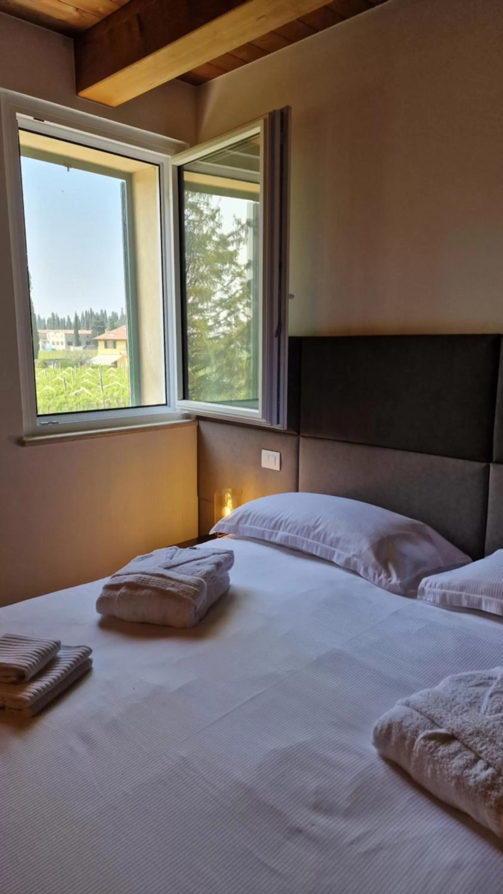 Bedroom, Bed in Casa Ossan