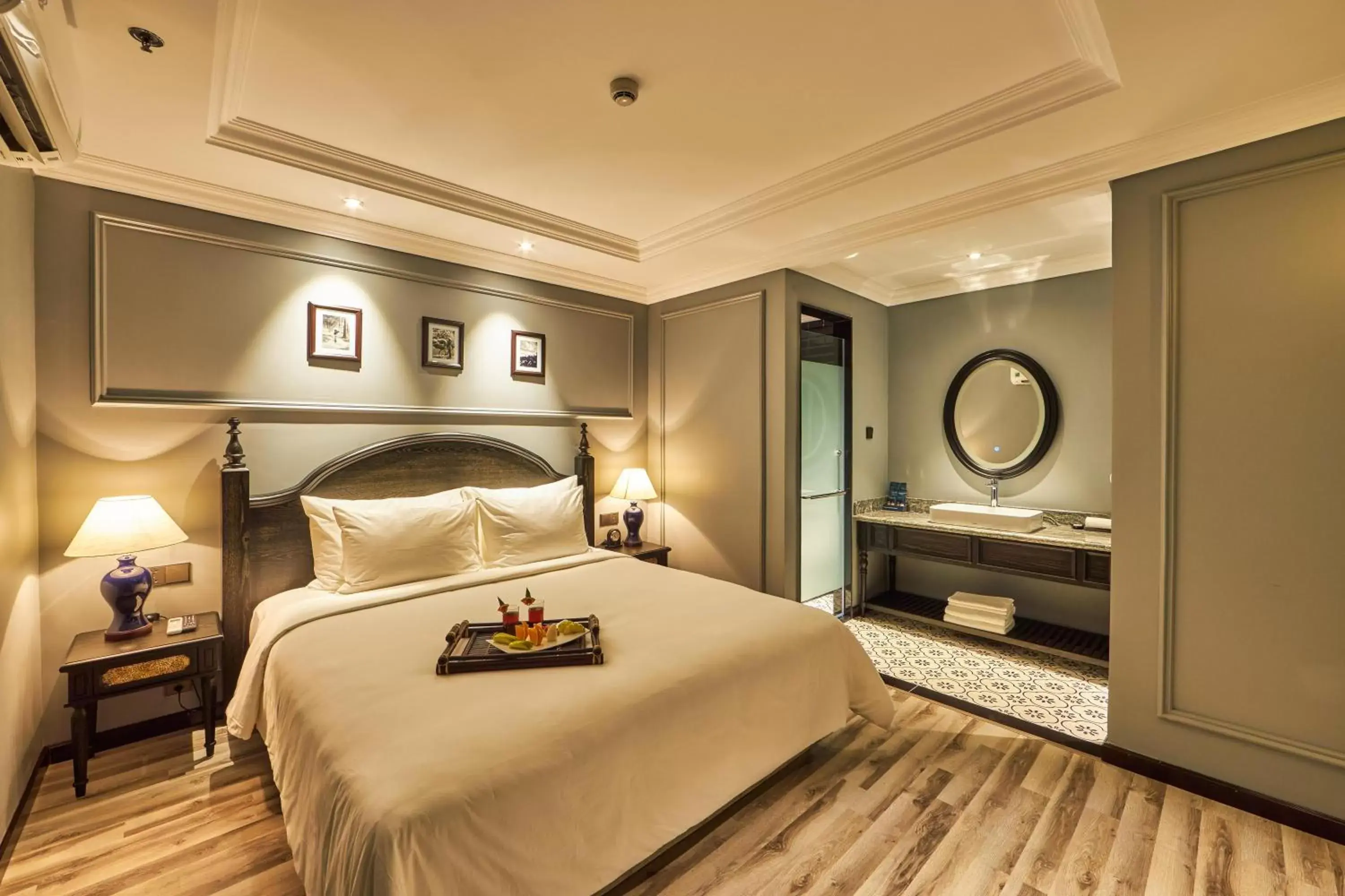 Standard King Room in Hotel DMelin Standard King Room in Hotel DMelin