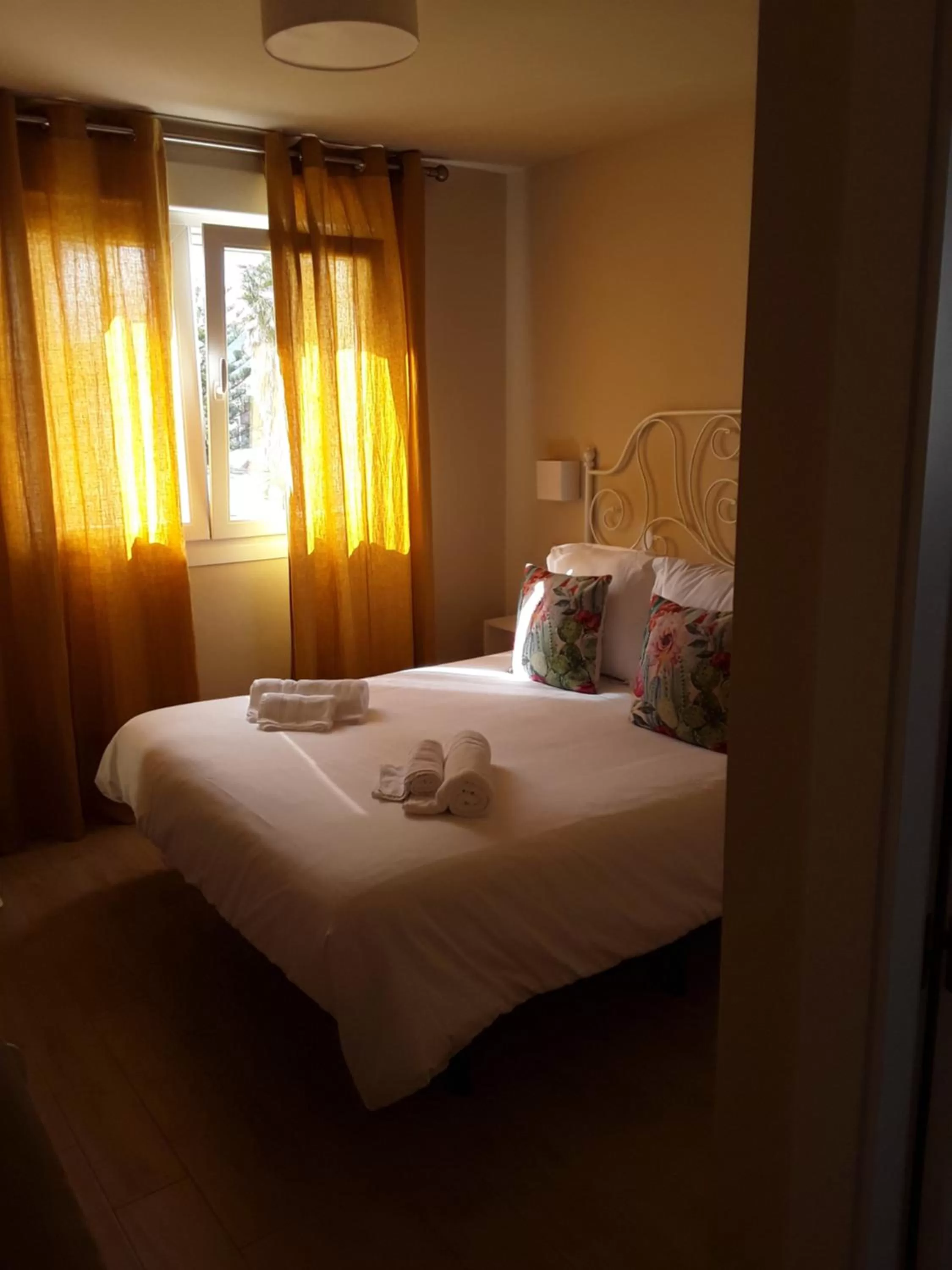 Bed in Punta Carnero Hostal singular