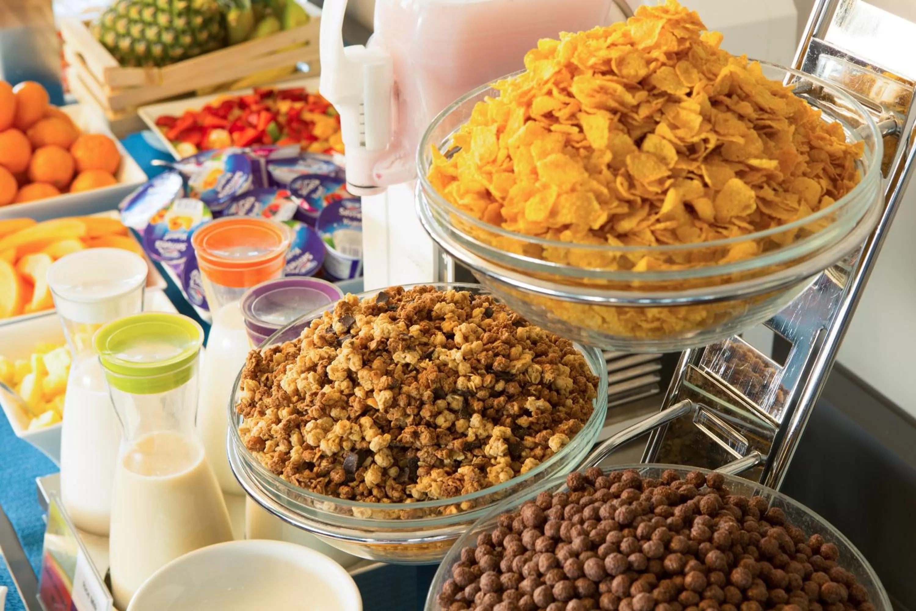 Buffet breakfast in iQ Hotel Roma