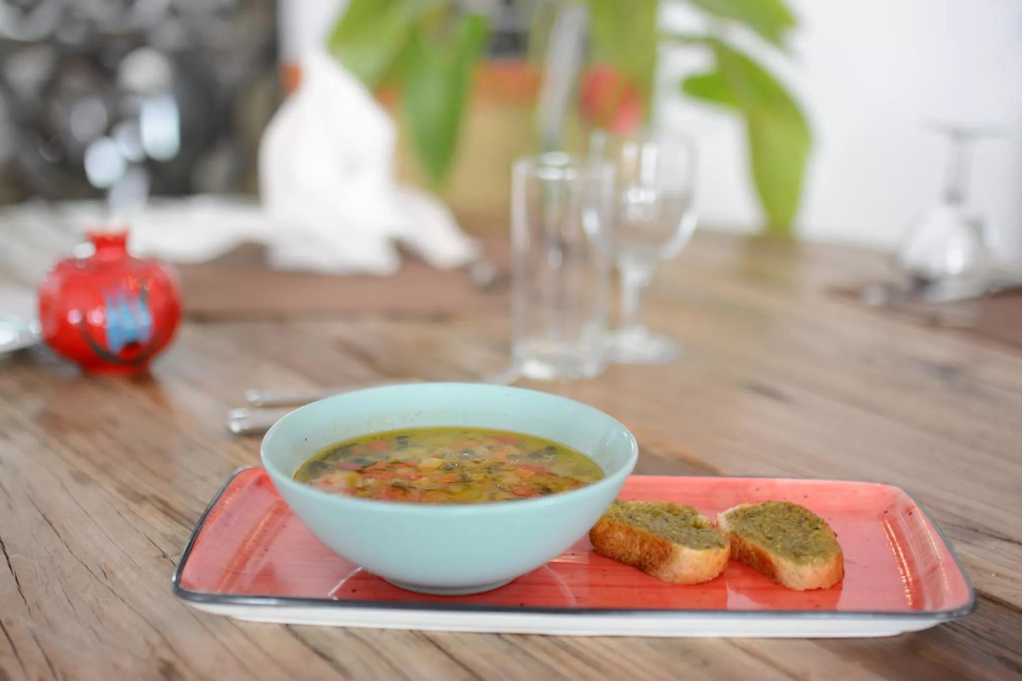 Restaurant/places to eat in Holiday Inn Istanbul City by IHG