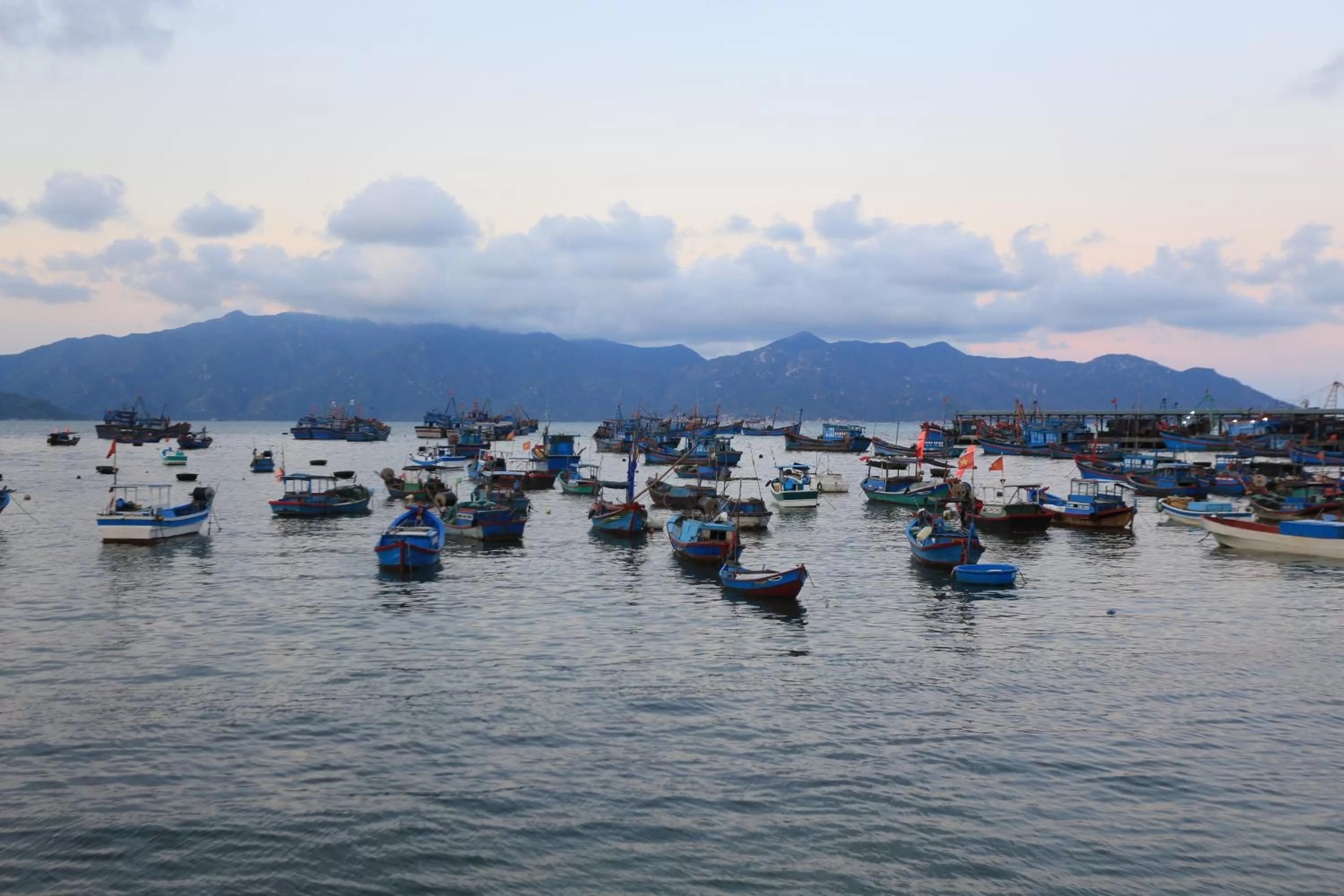 Moonlight Bay Hotel & Apartment