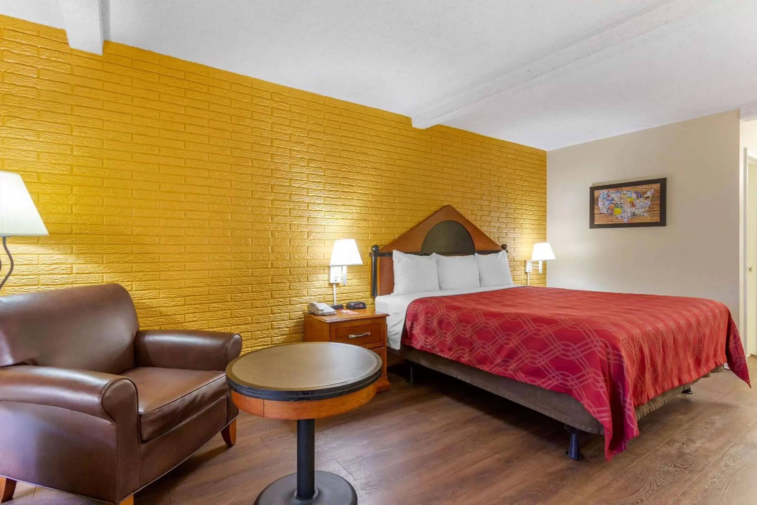 King Room - Ground Floor/Non-Smoking in Motel 6 Summerville, SC Charleston King Room - Ground Floor/Non-Smoking in Motel 6 Summerville, SC Charleston