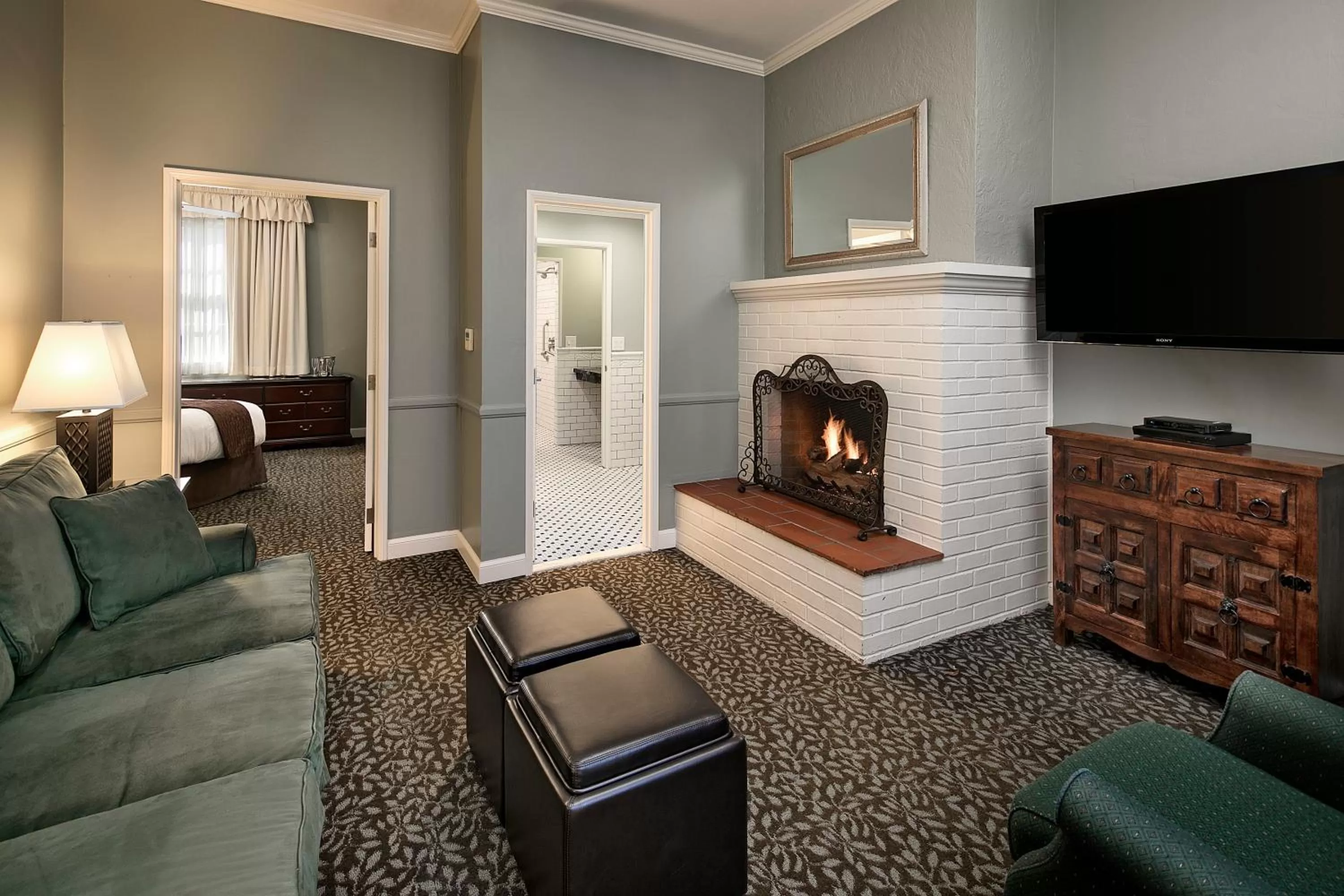 Bedroom in Lavender Inn by the Sea