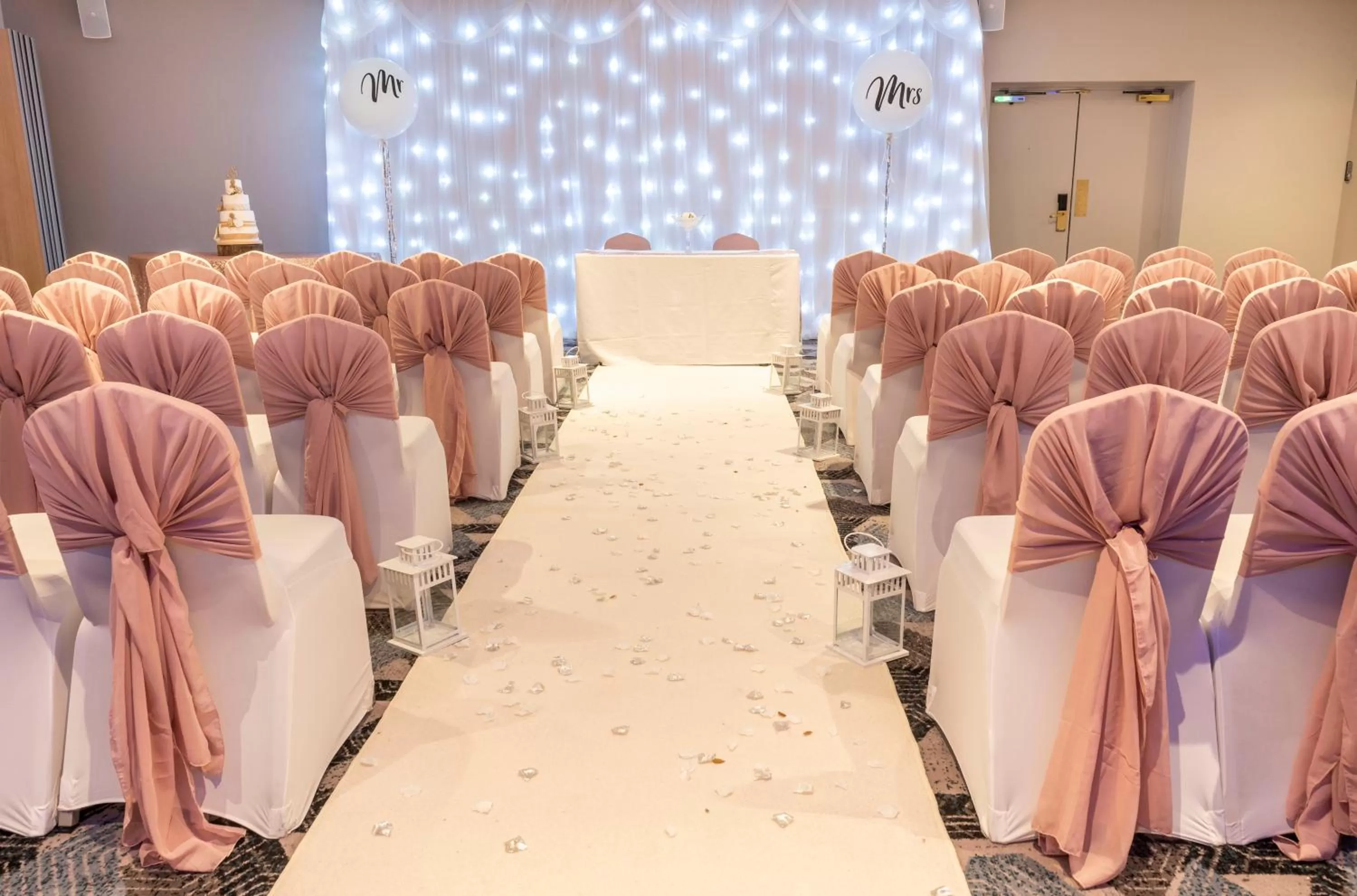 Meeting/conference room in Holiday Inn Birmingham M6, Jct7 by IHG