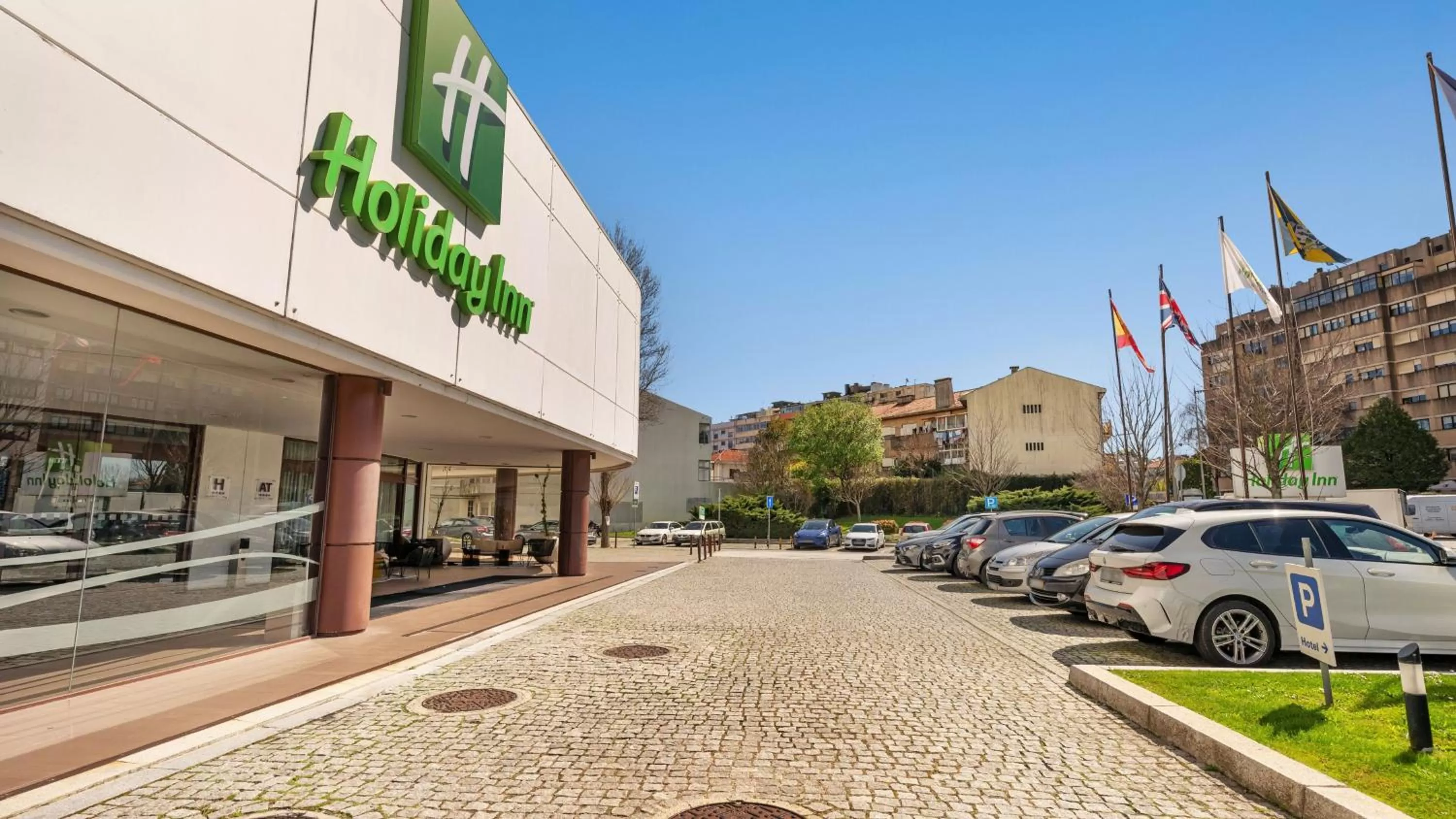 Property building in Holiday Inn Porto Gaia by IHG