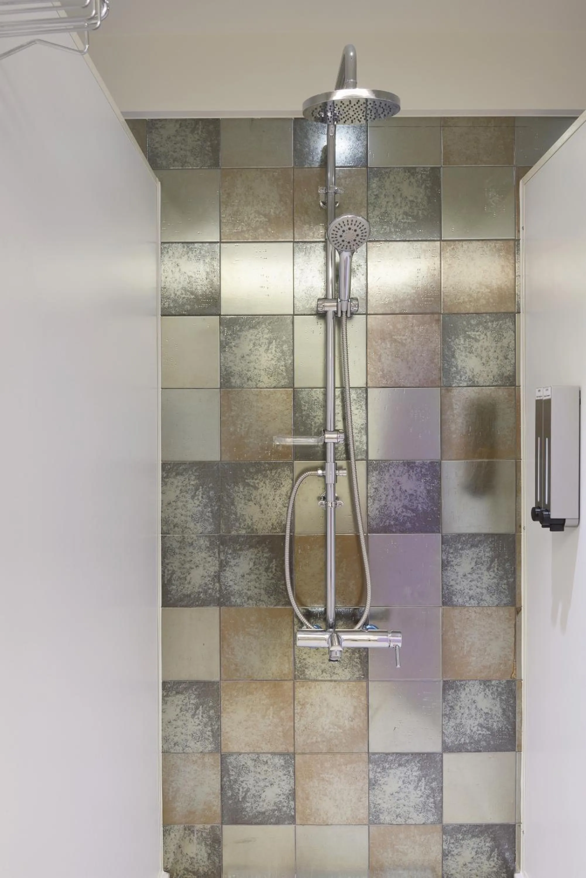 Bathroom in 旅悅 國際青年旅館 DreamWell Hostel