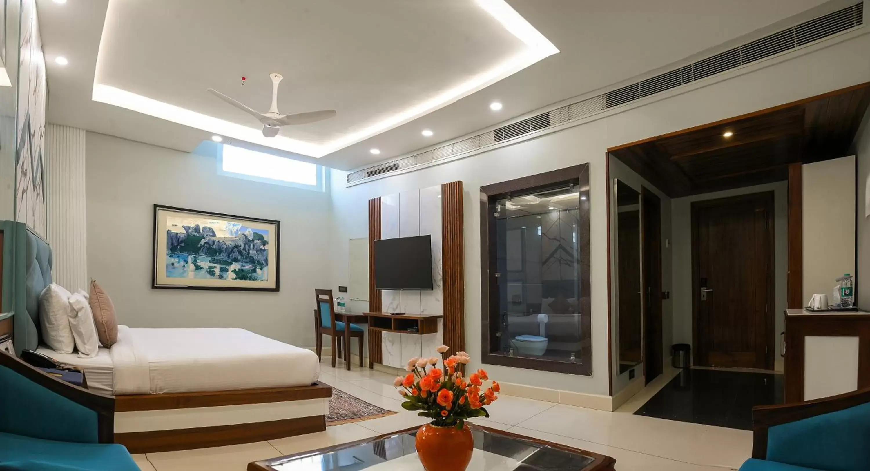 Executive Suite in Hotel Leela Grande Executive Suite in Hotel Leela Grande