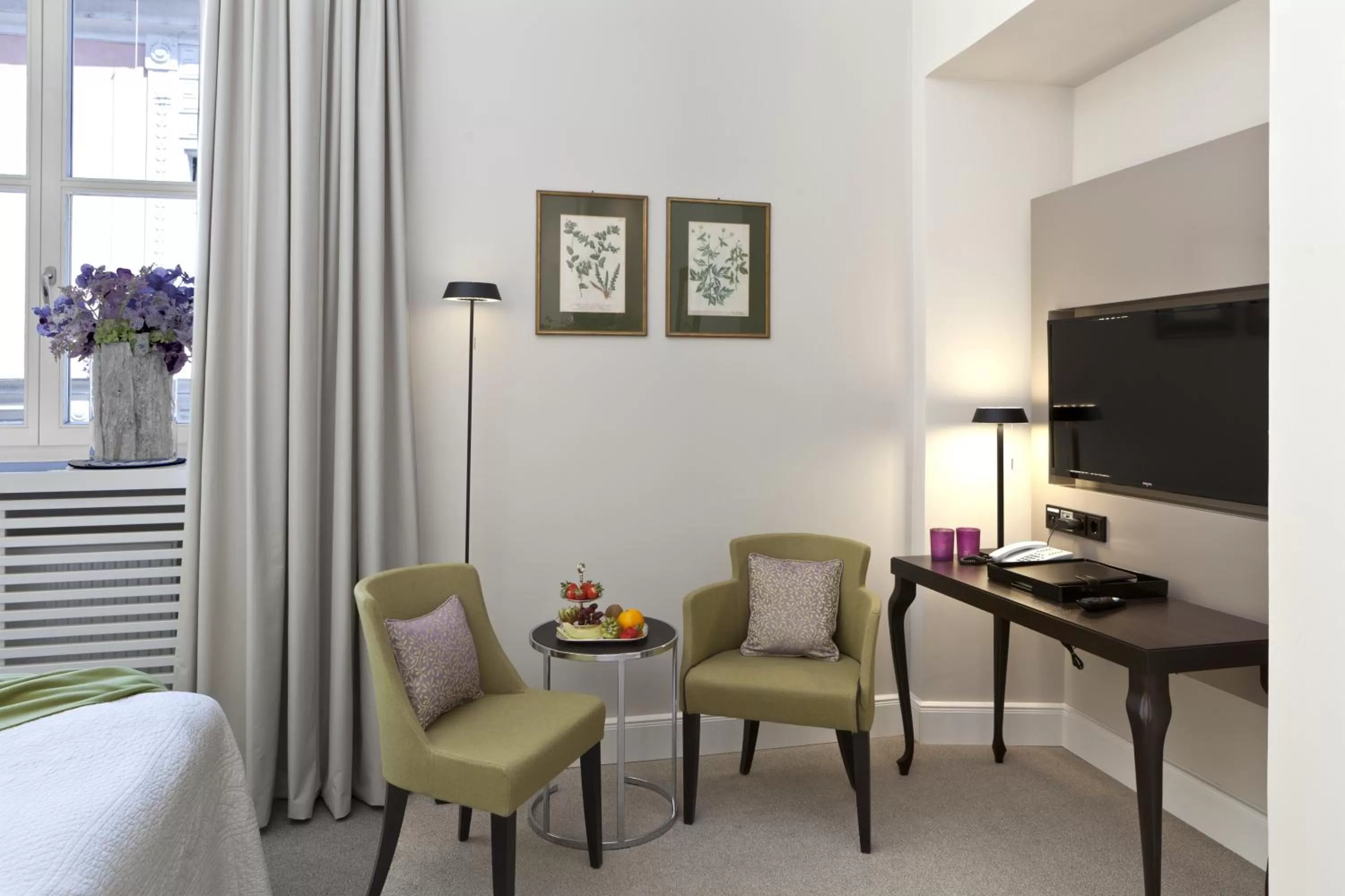 TV and multimedia, Bed in Hotel Bischofshof am Dom