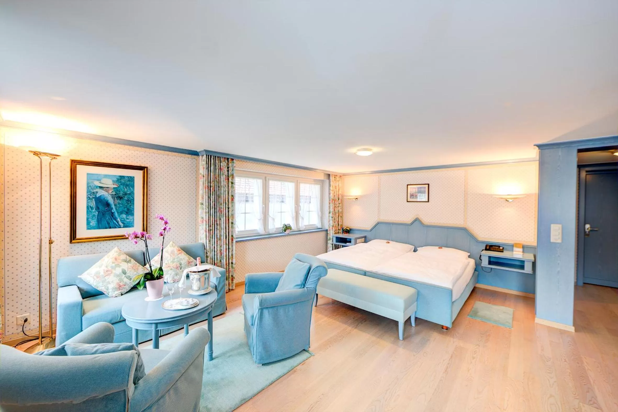 Photo of the whole room, Bed in Hotel Säntis