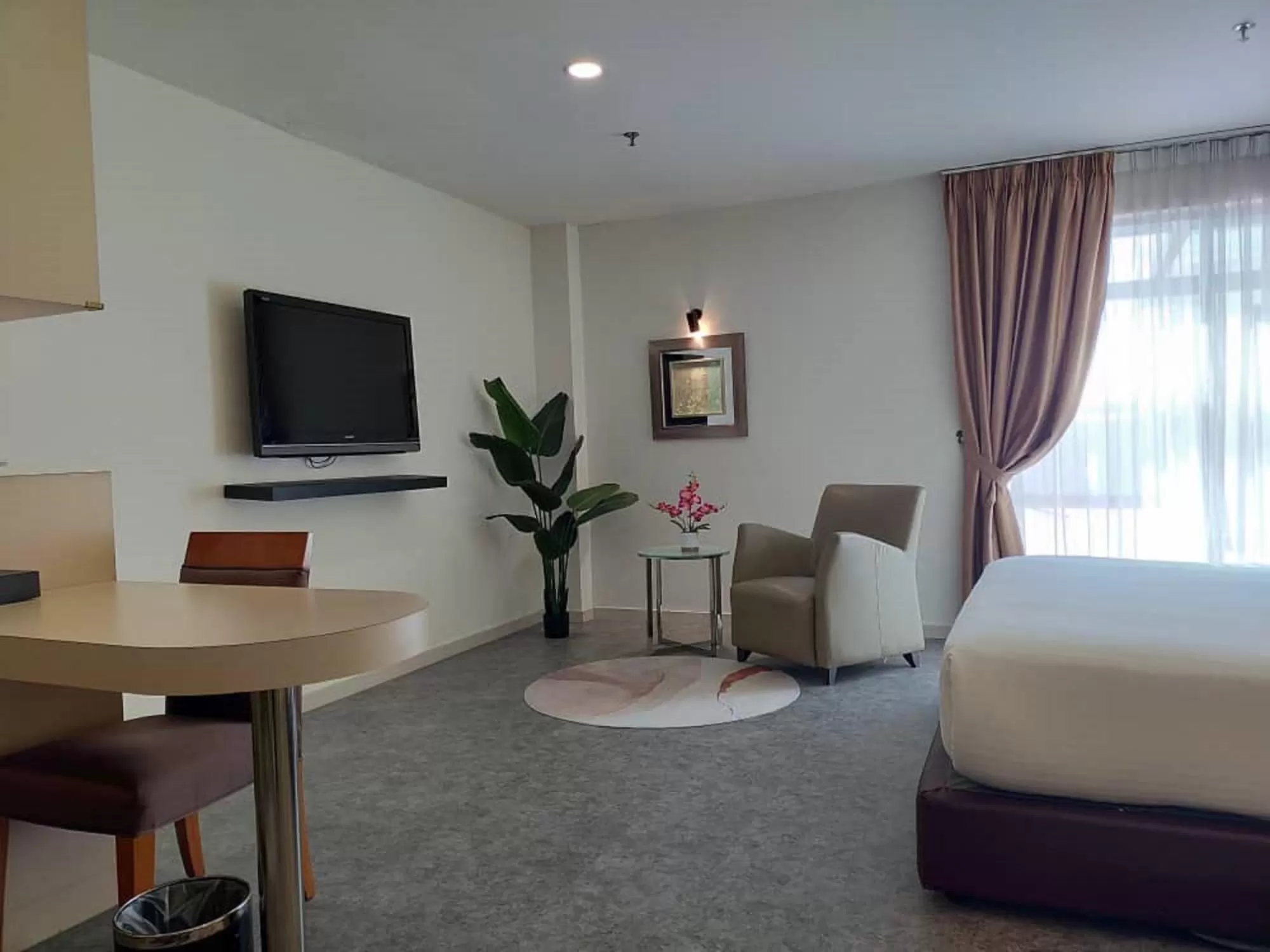Communal lounge/ TV room, Bed in Hotel Sentral Georgetown @ City Centre