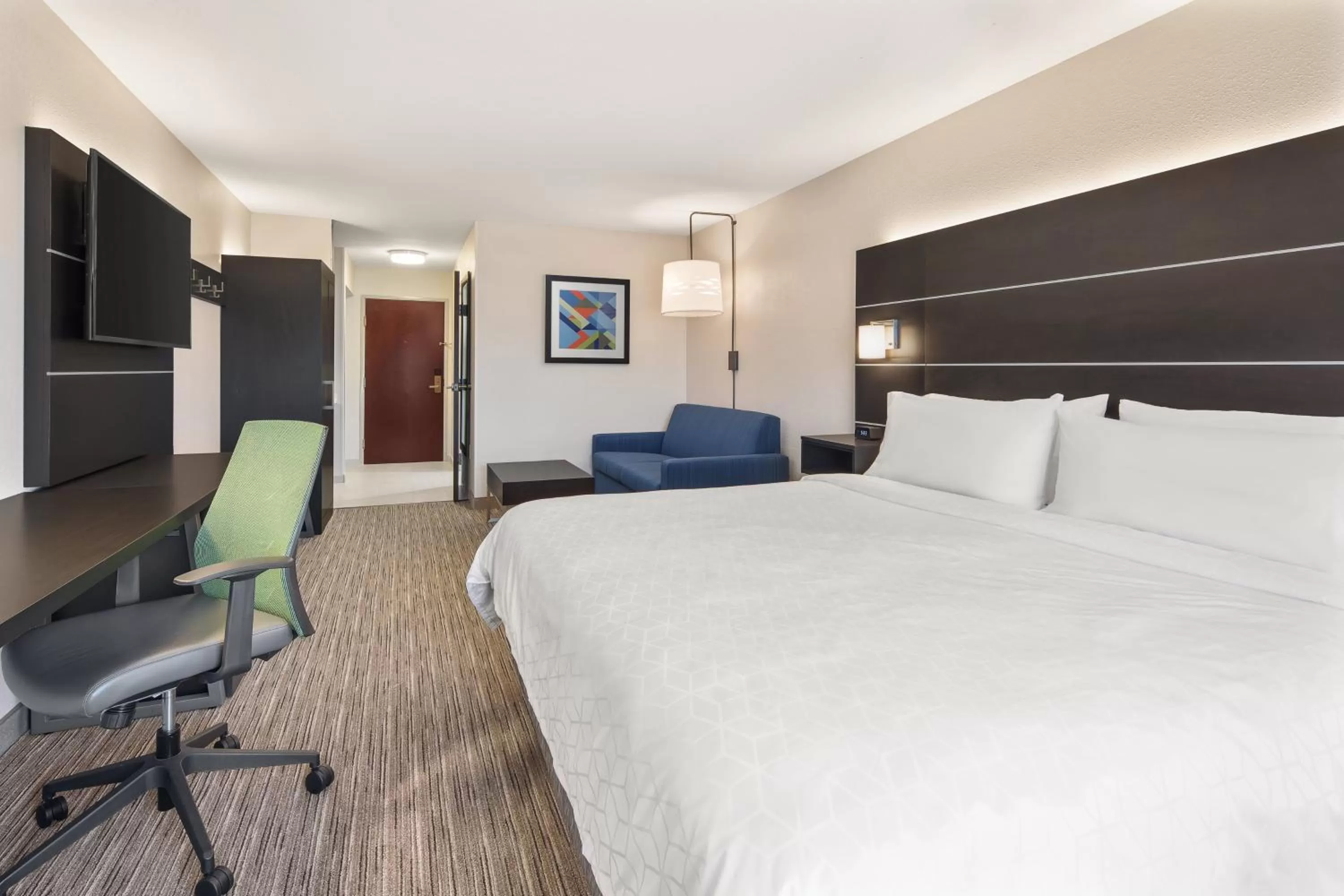 Photo of the whole room, Bed in Holiday Inn Express Hotels & Suites Greenville-Spartanburg/Duncan by IHG