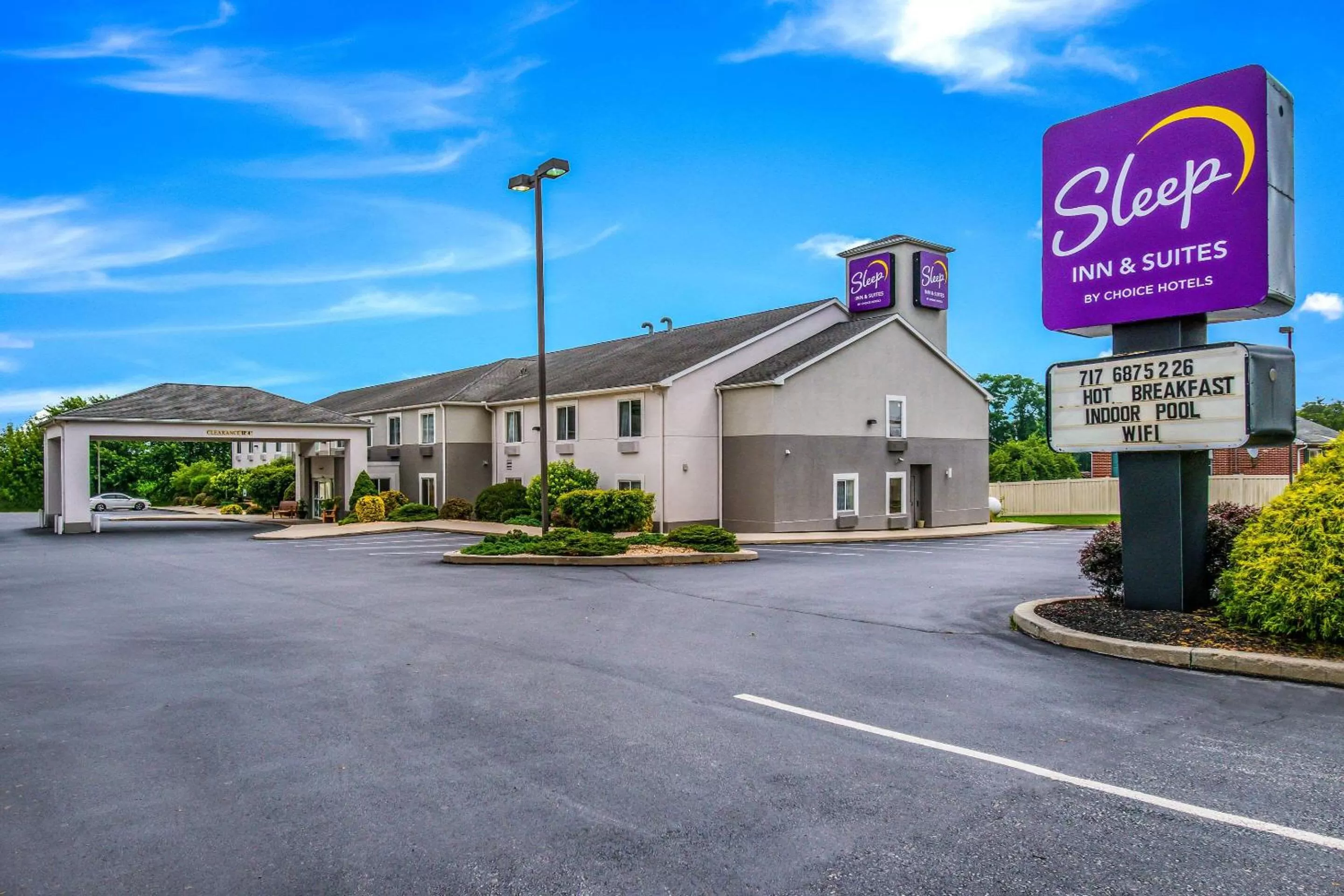 Property building in Sleep Inn & Suites Ronks