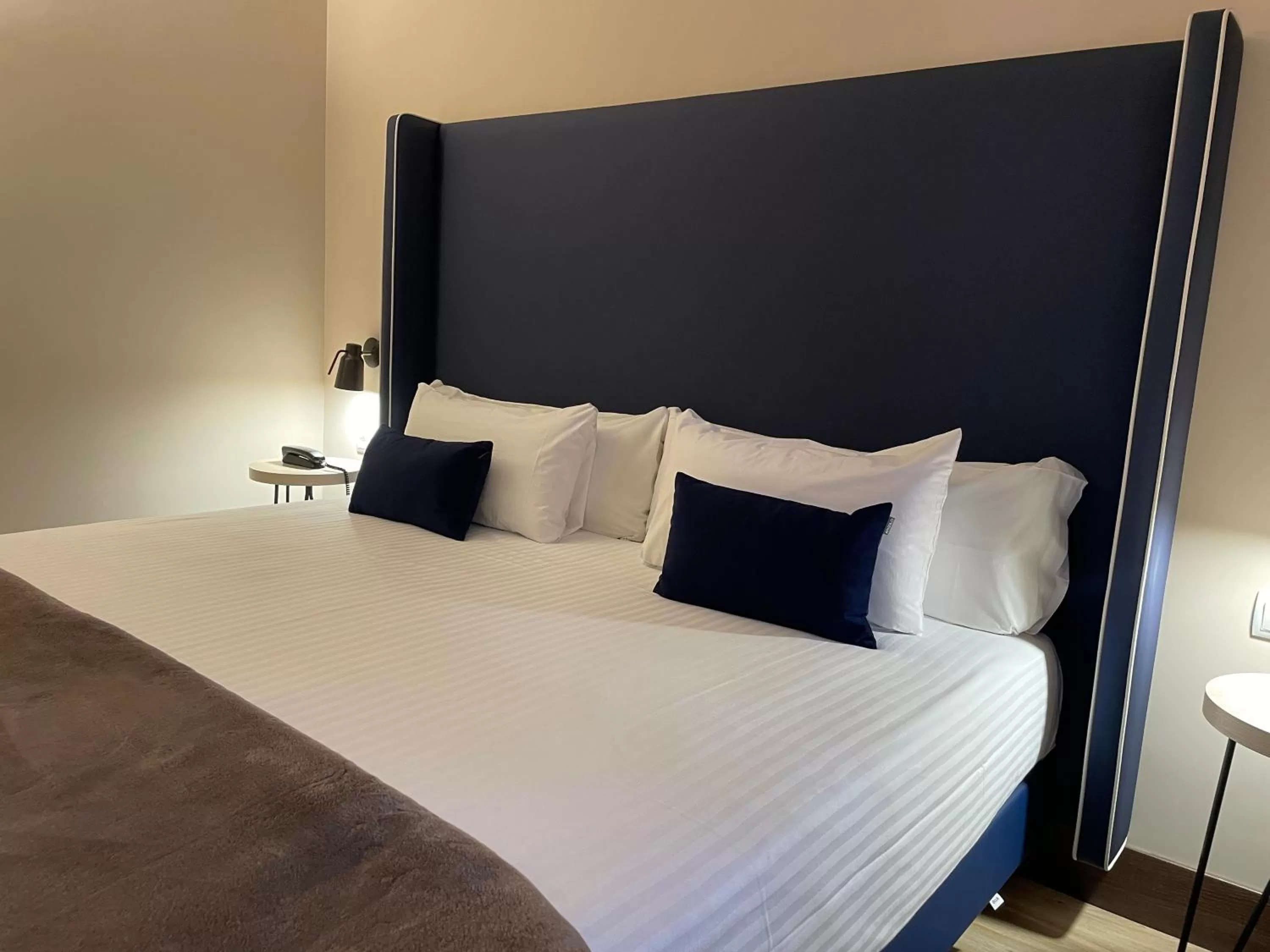 Bedroom, Bed in Hotel Maria Cristina