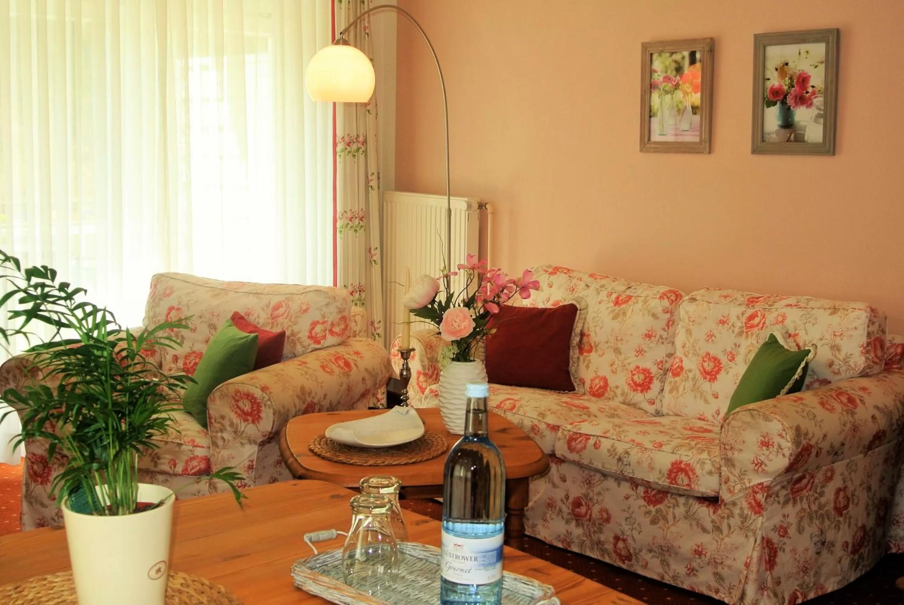 Photo of the whole room in Seehotel Lindenhof