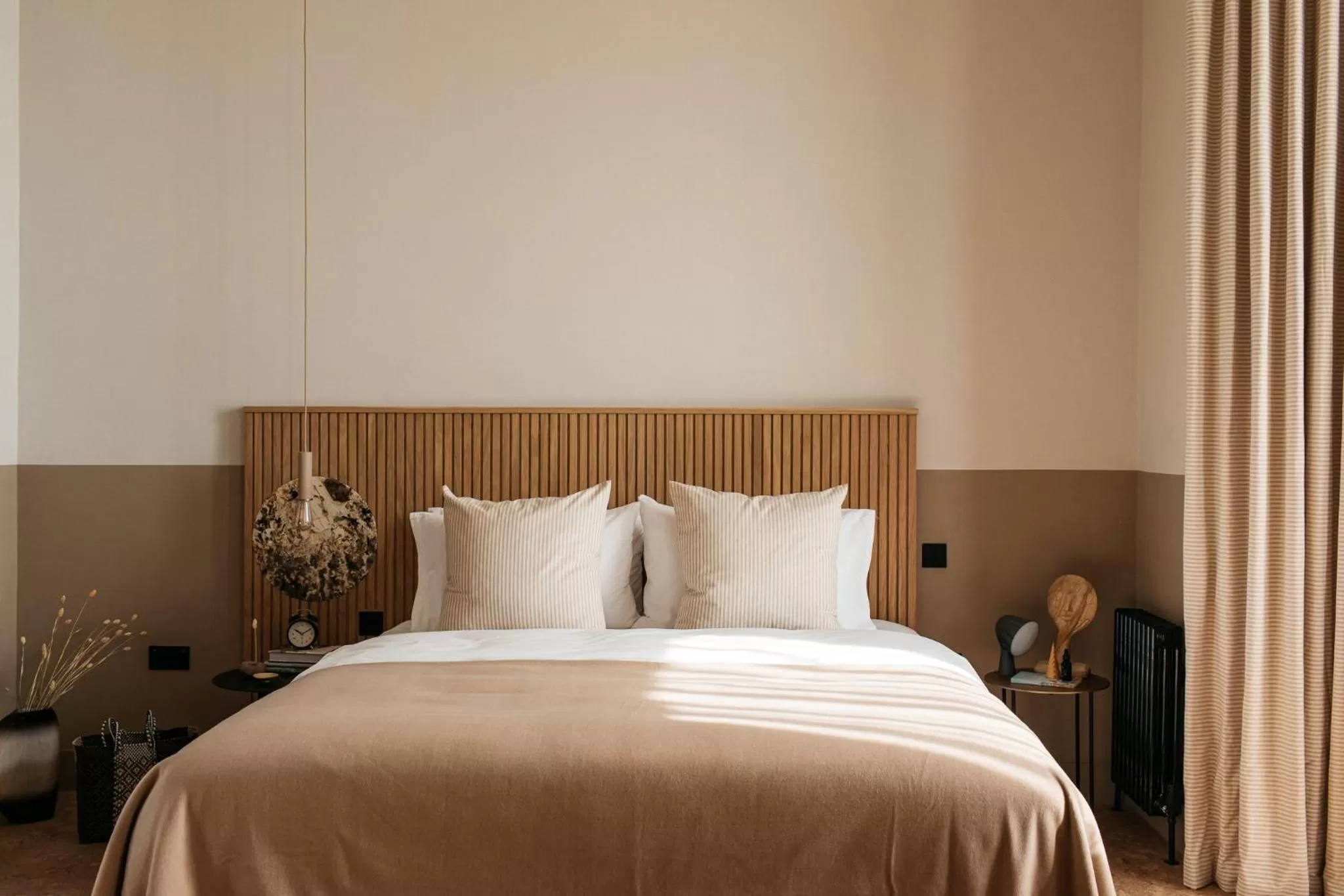 Bedroom, Bed in Port Hotel